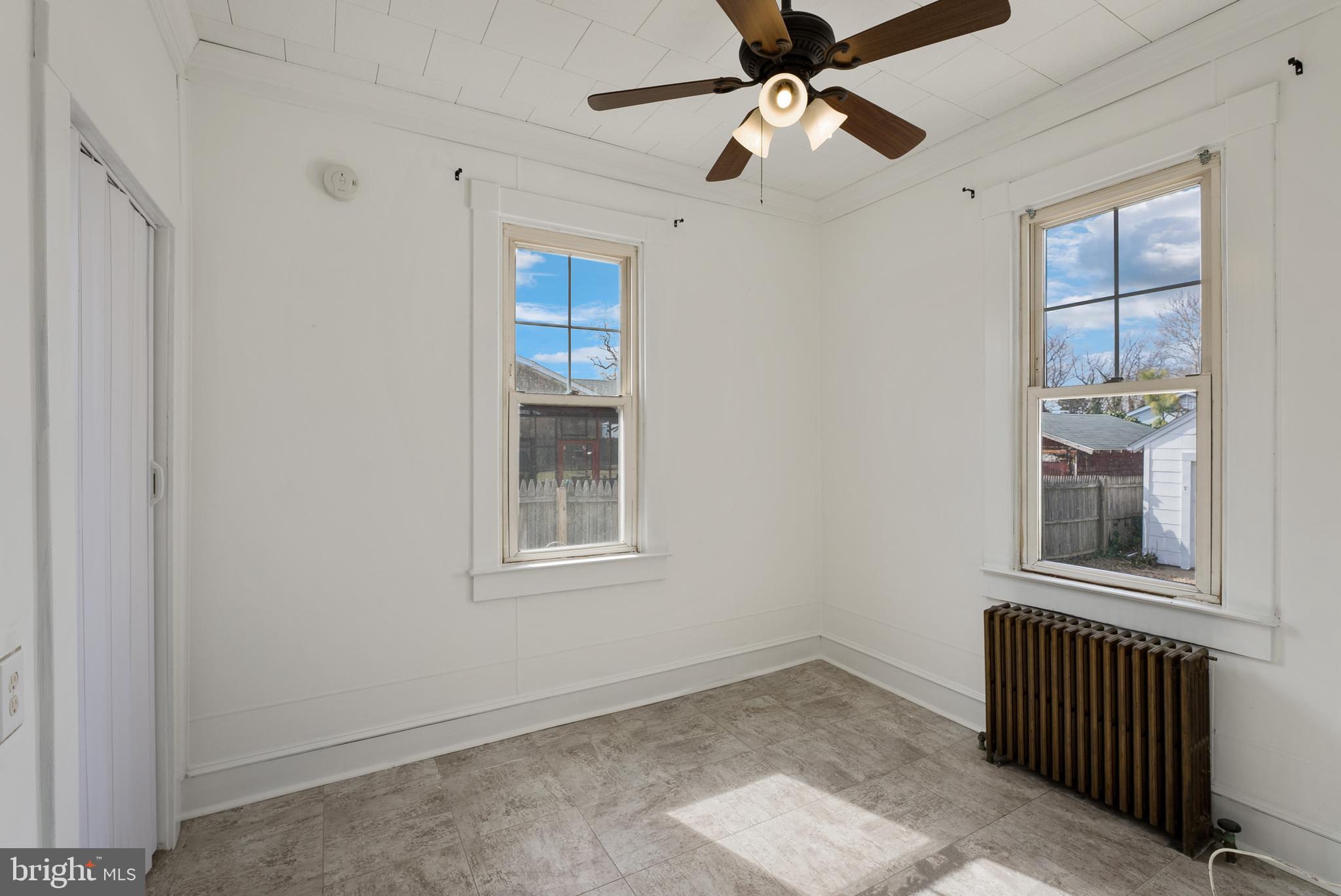 RIVIERA BEACH - Residential