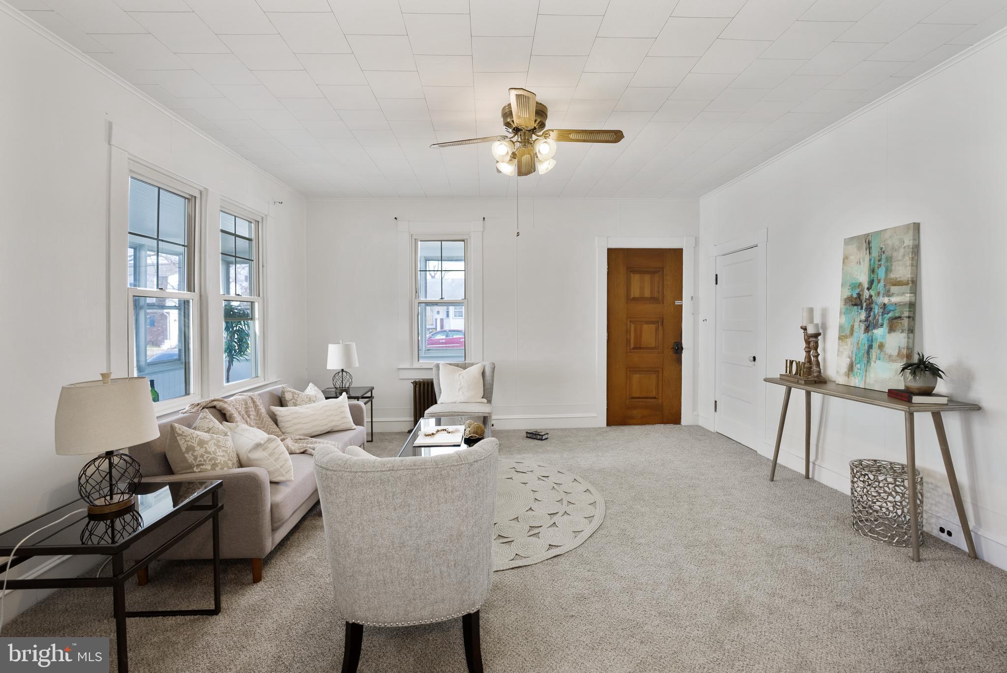 RIVIERA BEACH - Residential