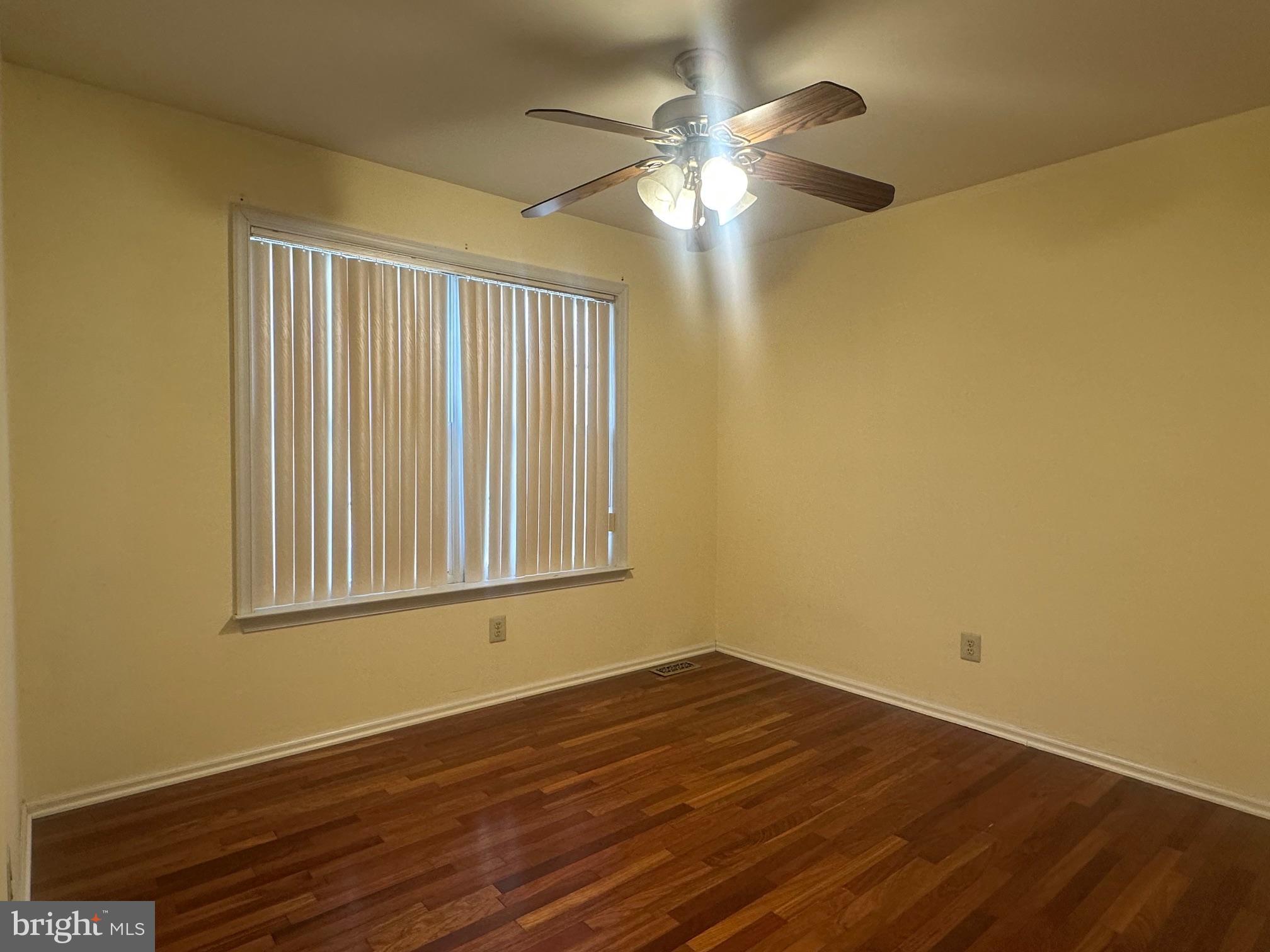 SOMERSET - Residential Lease