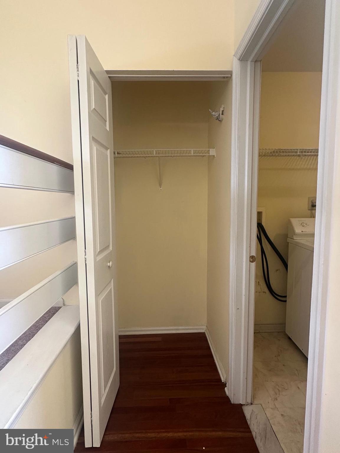 SOMERSET - Residential Lease