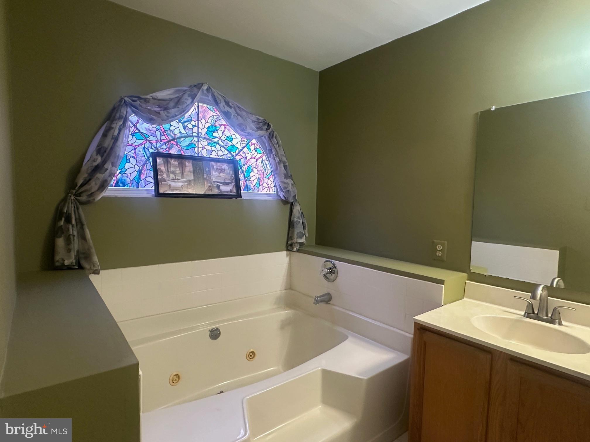 SOMERSET - Residential Lease