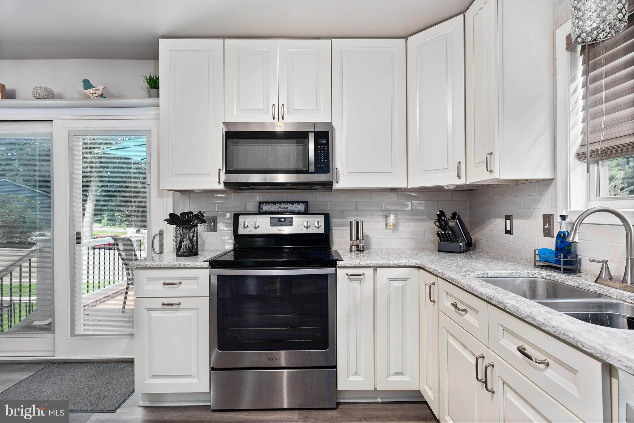 HARBOUR NORTH - Residential