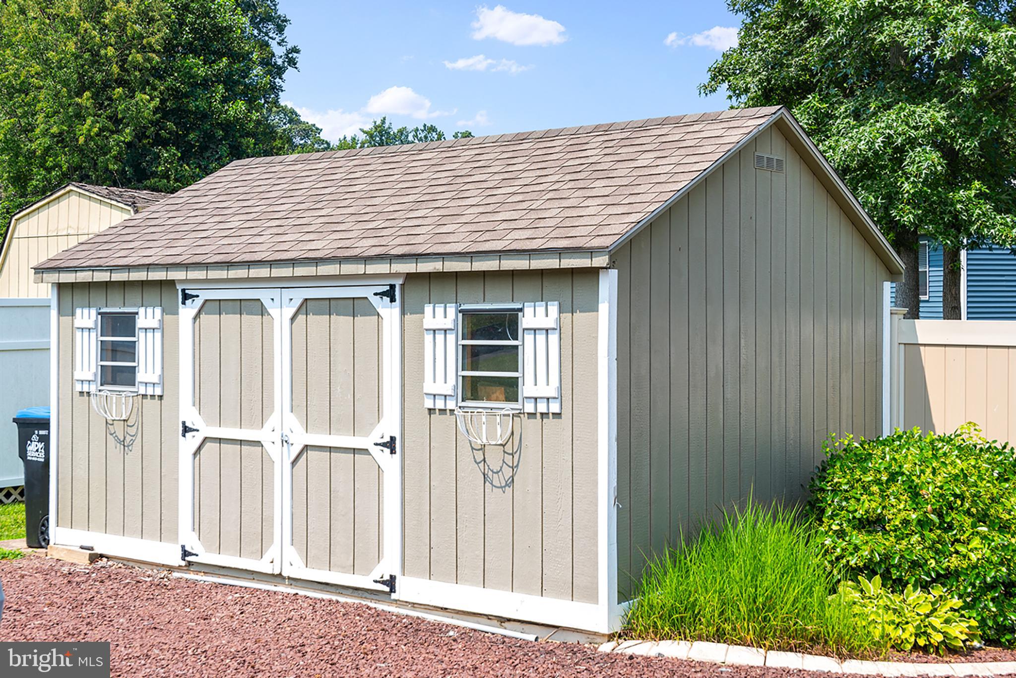 HARBOUR NORTH - Residential