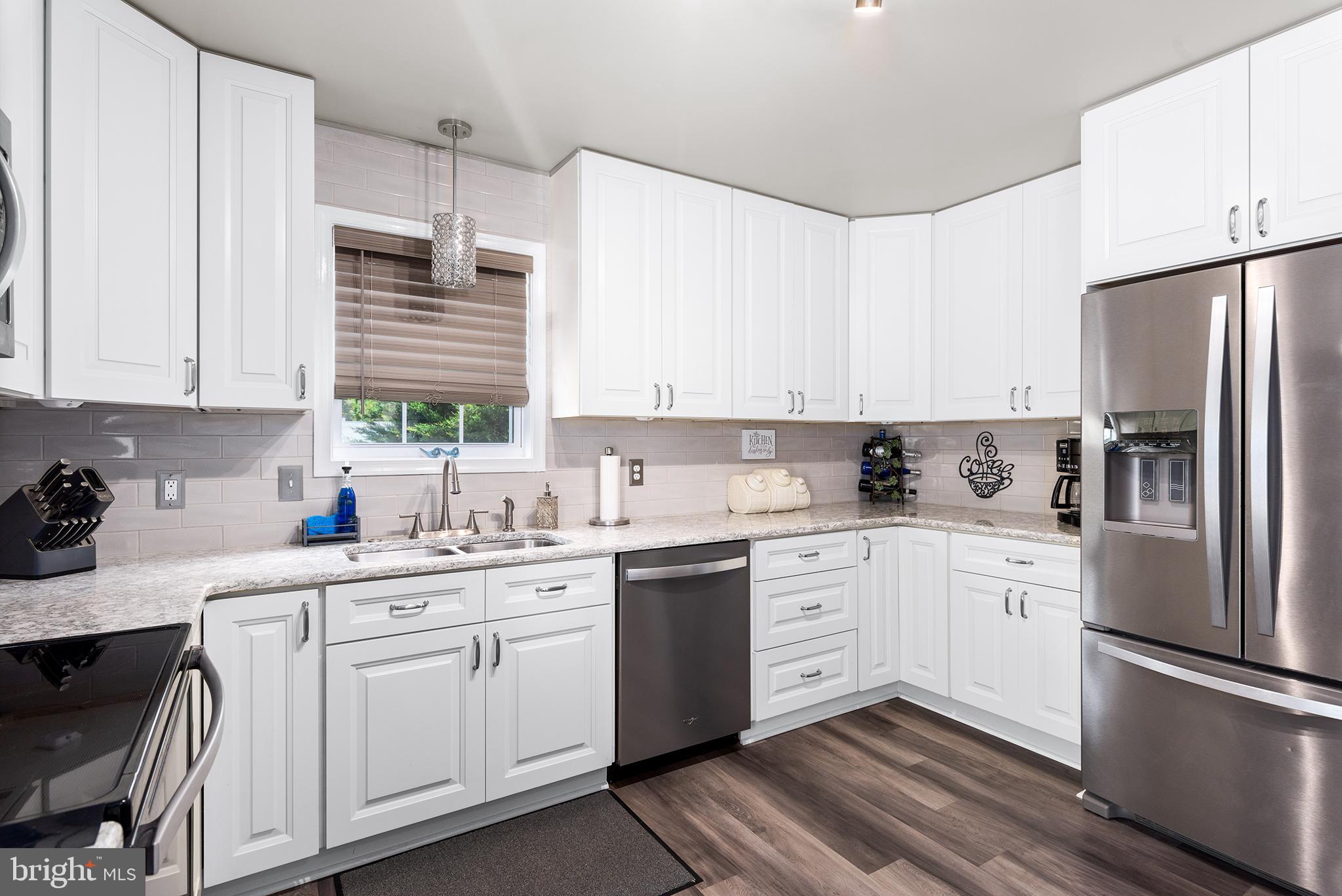 HARBOUR NORTH - Residential