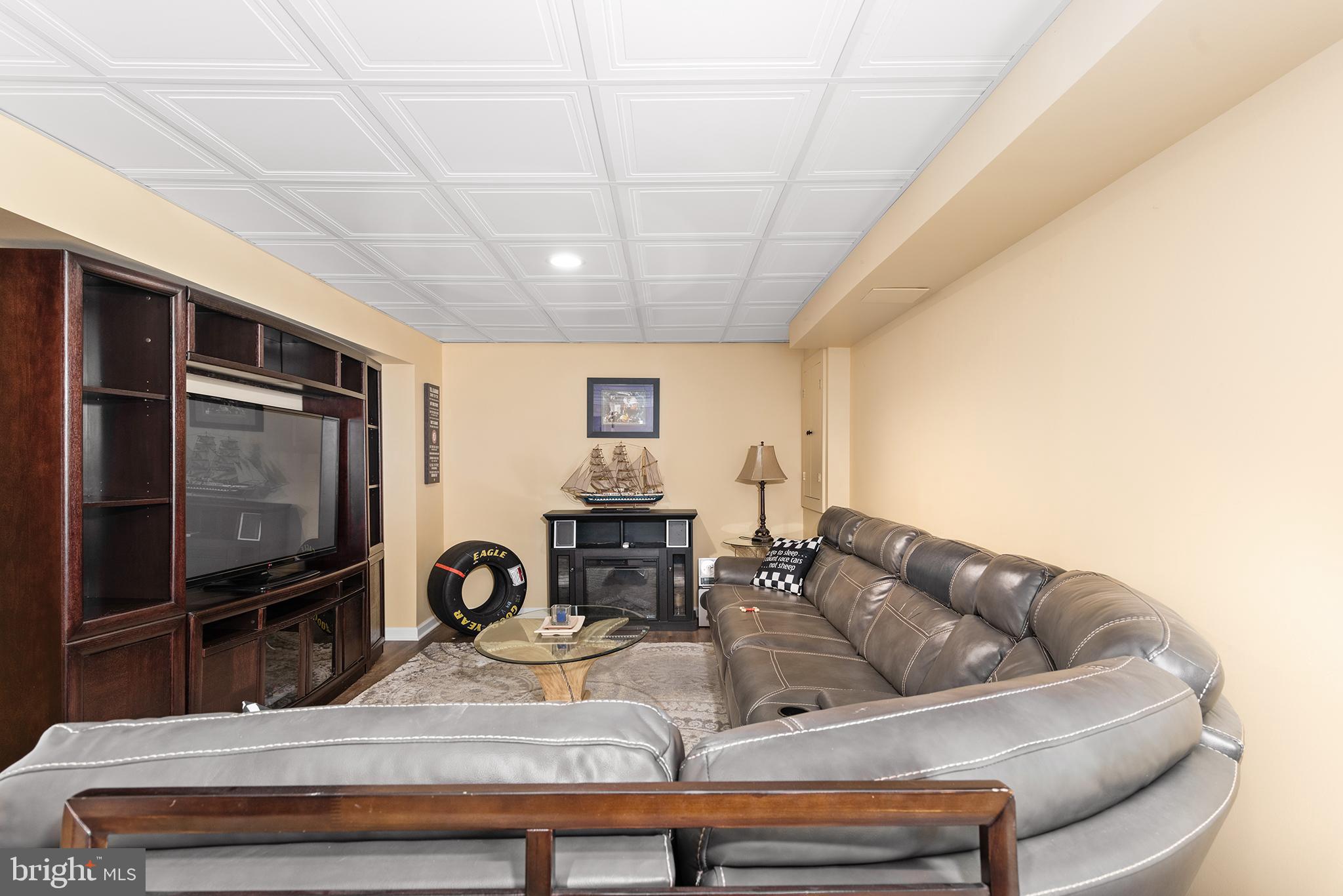 HARBOUR NORTH - Residential