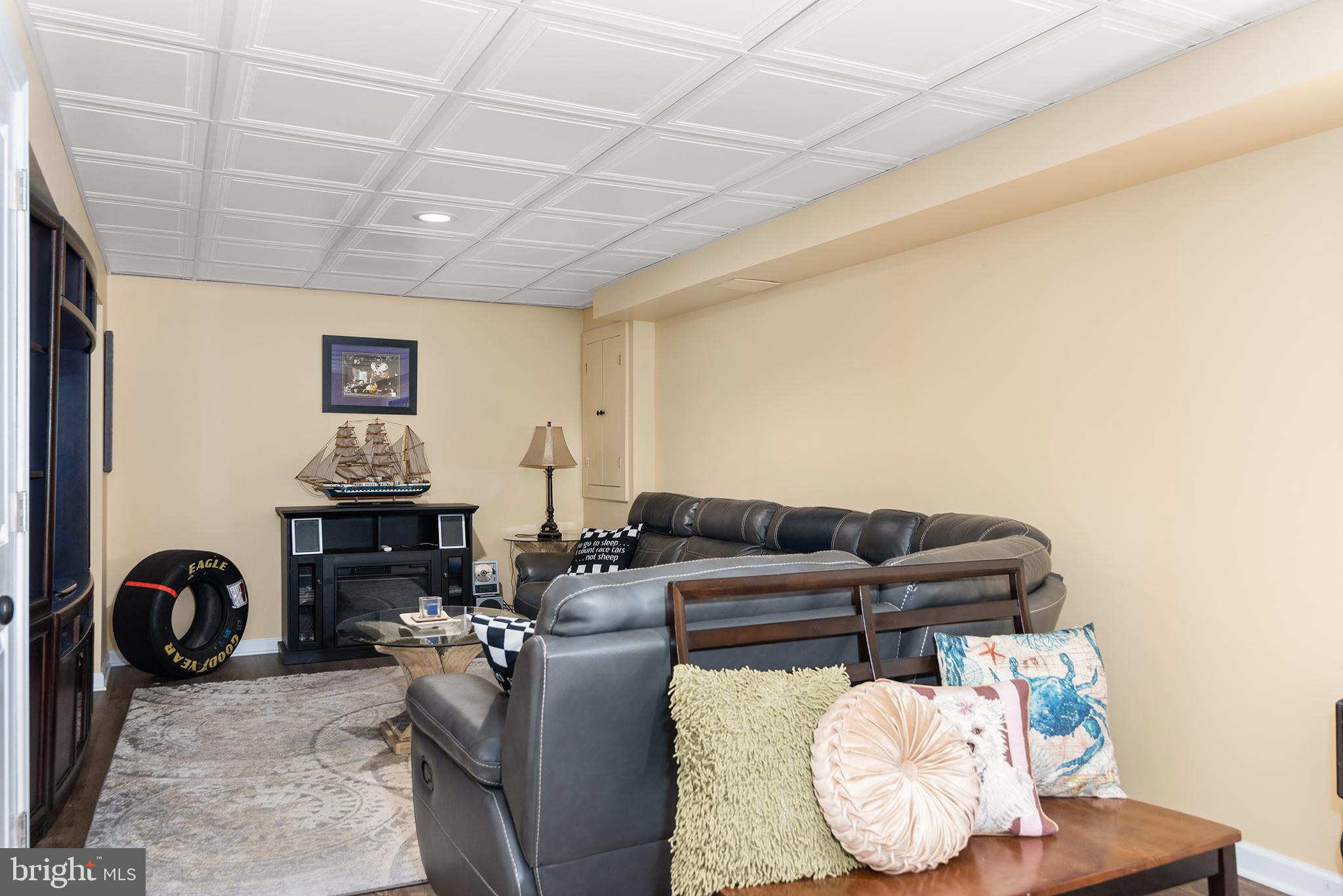 HARBOUR NORTH - Residential