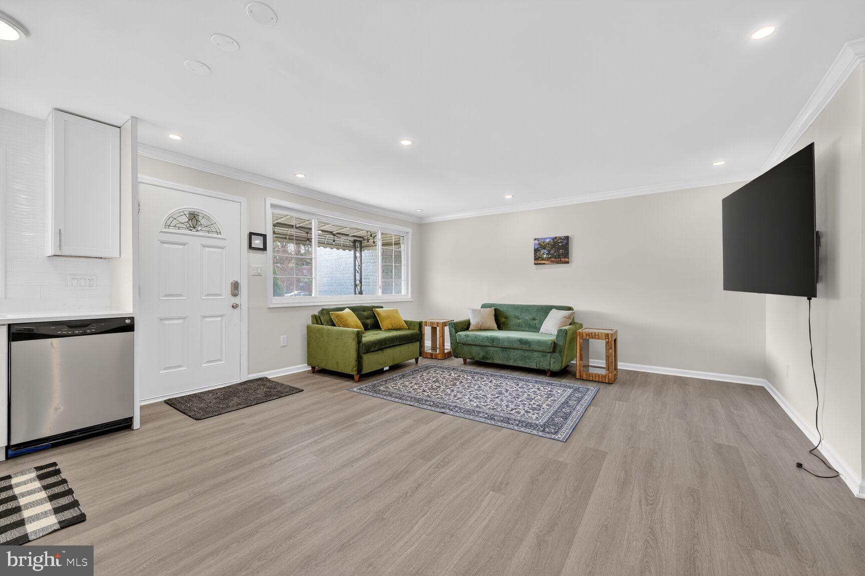 OXON RUN HILLS - Residential