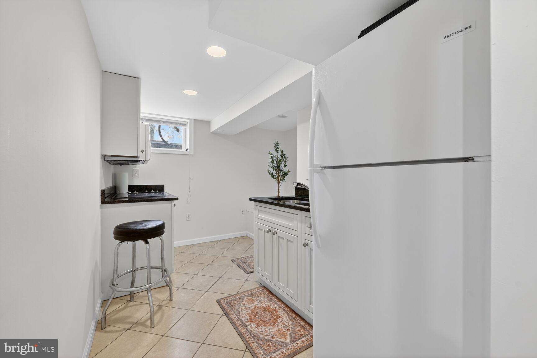 OXON RUN HILLS - Residential