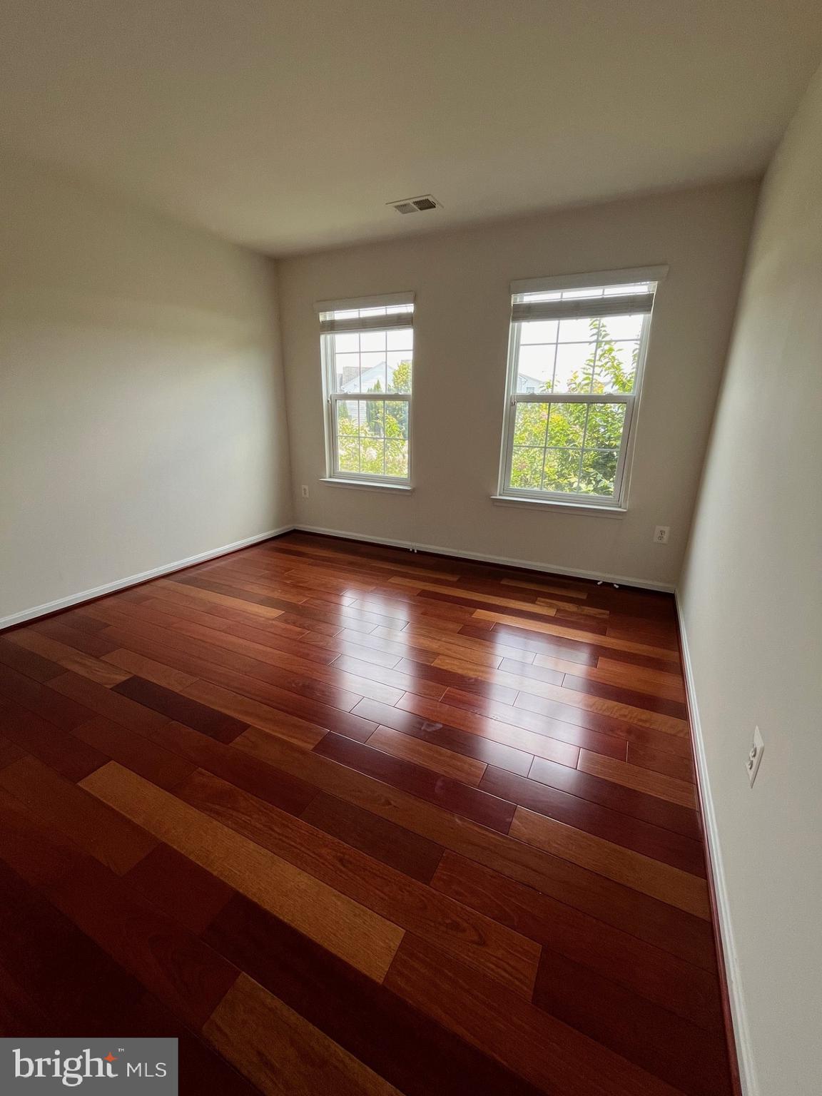 EAGLES POINTE - Residential Lease