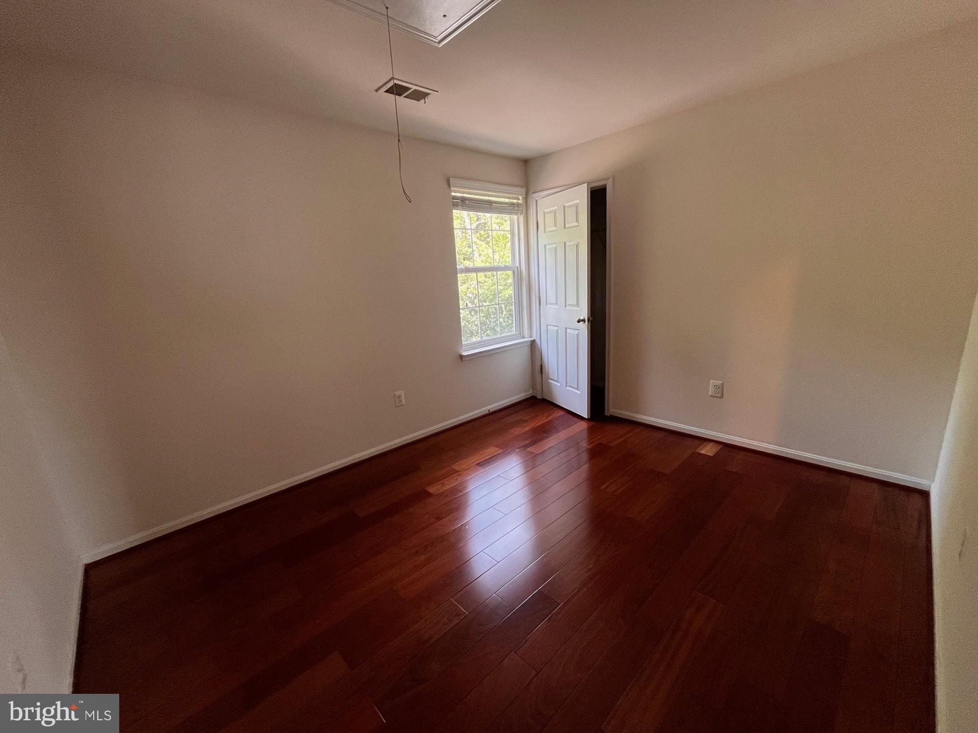 EAGLES POINTE - Residential Lease