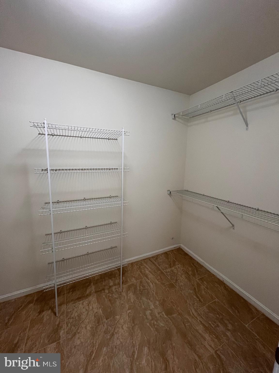 EAGLES POINTE - Residential Lease