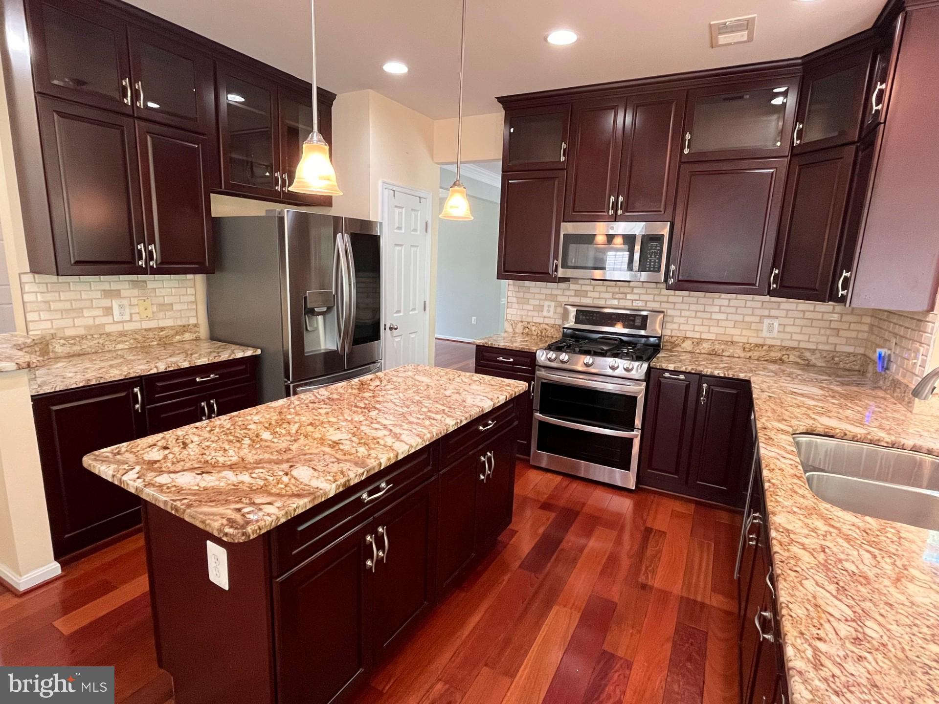 EAGLES POINTE - Residential Lease