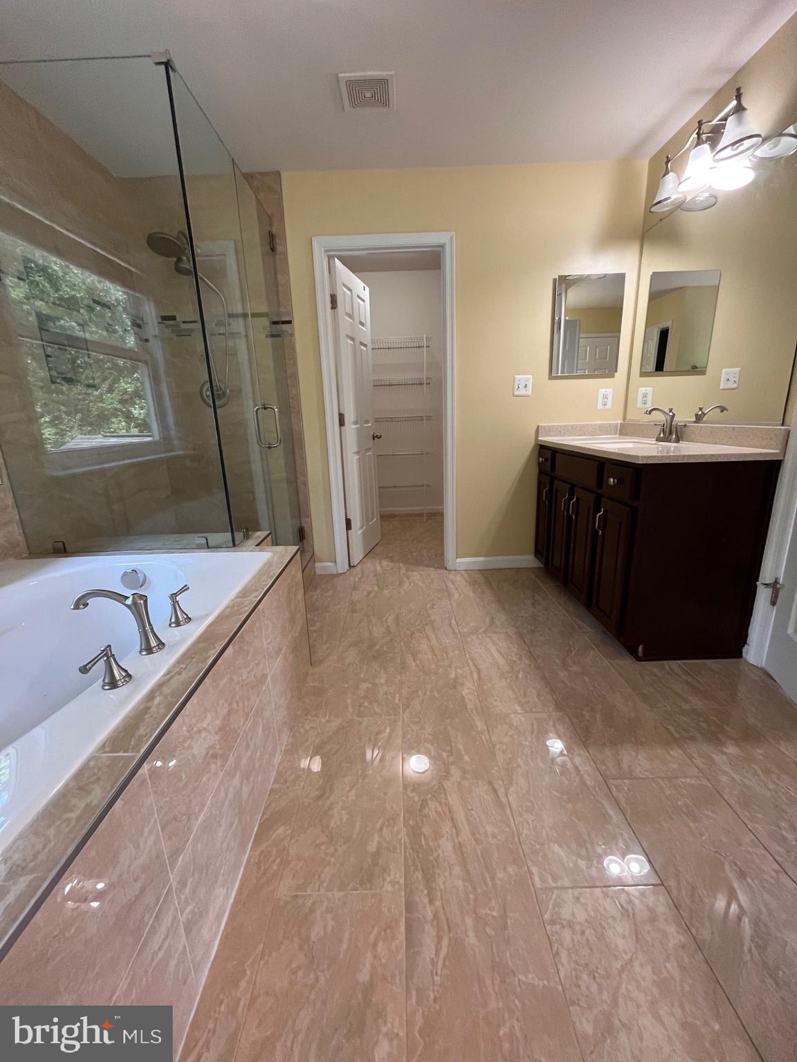 EAGLES POINTE - Residential Lease