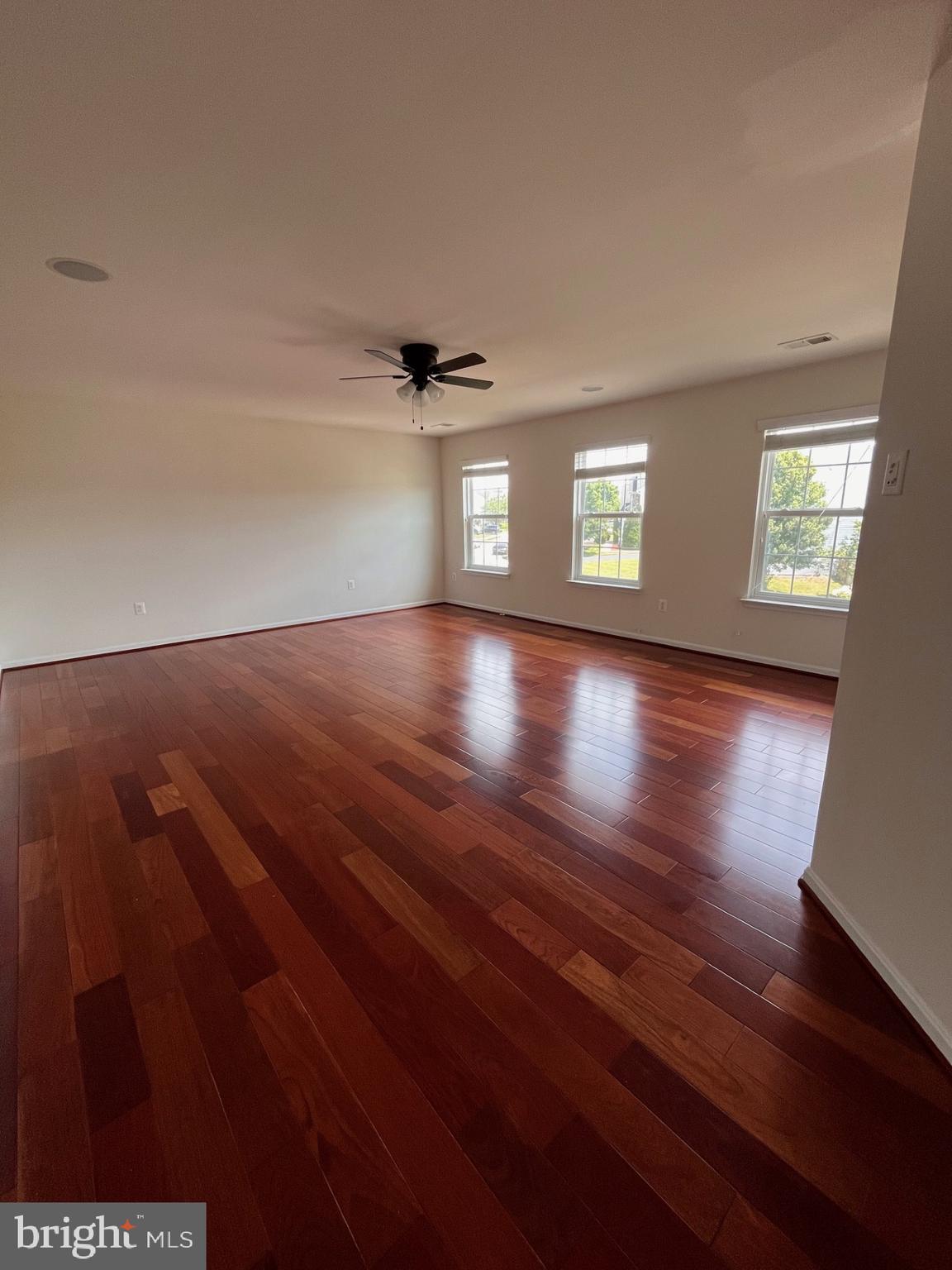 EAGLES POINTE - Residential Lease