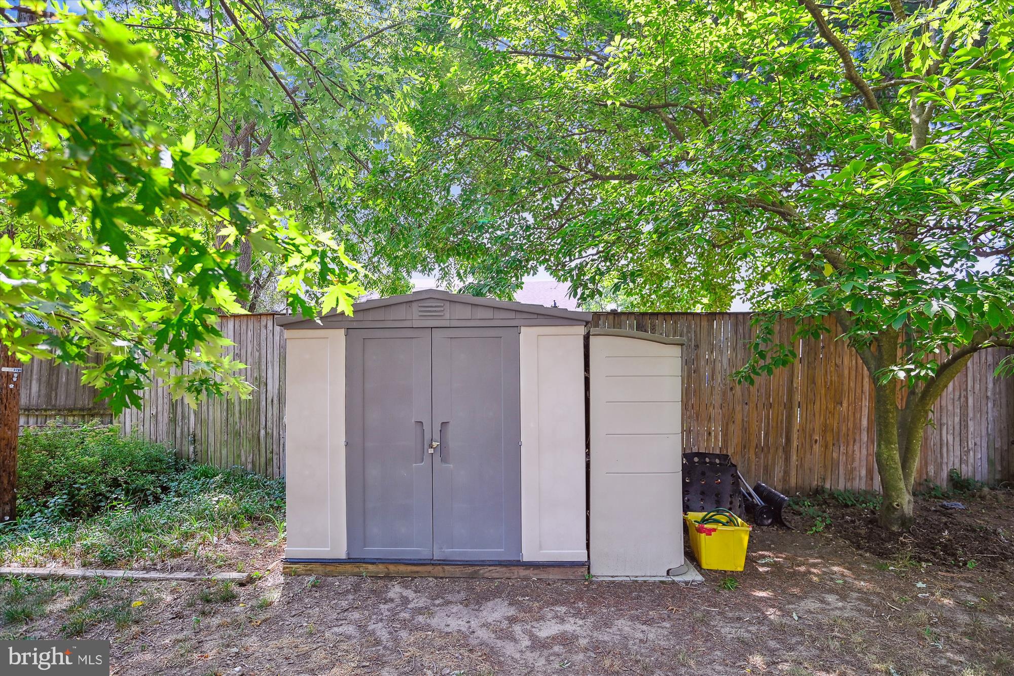 SUBURBIA - Residential