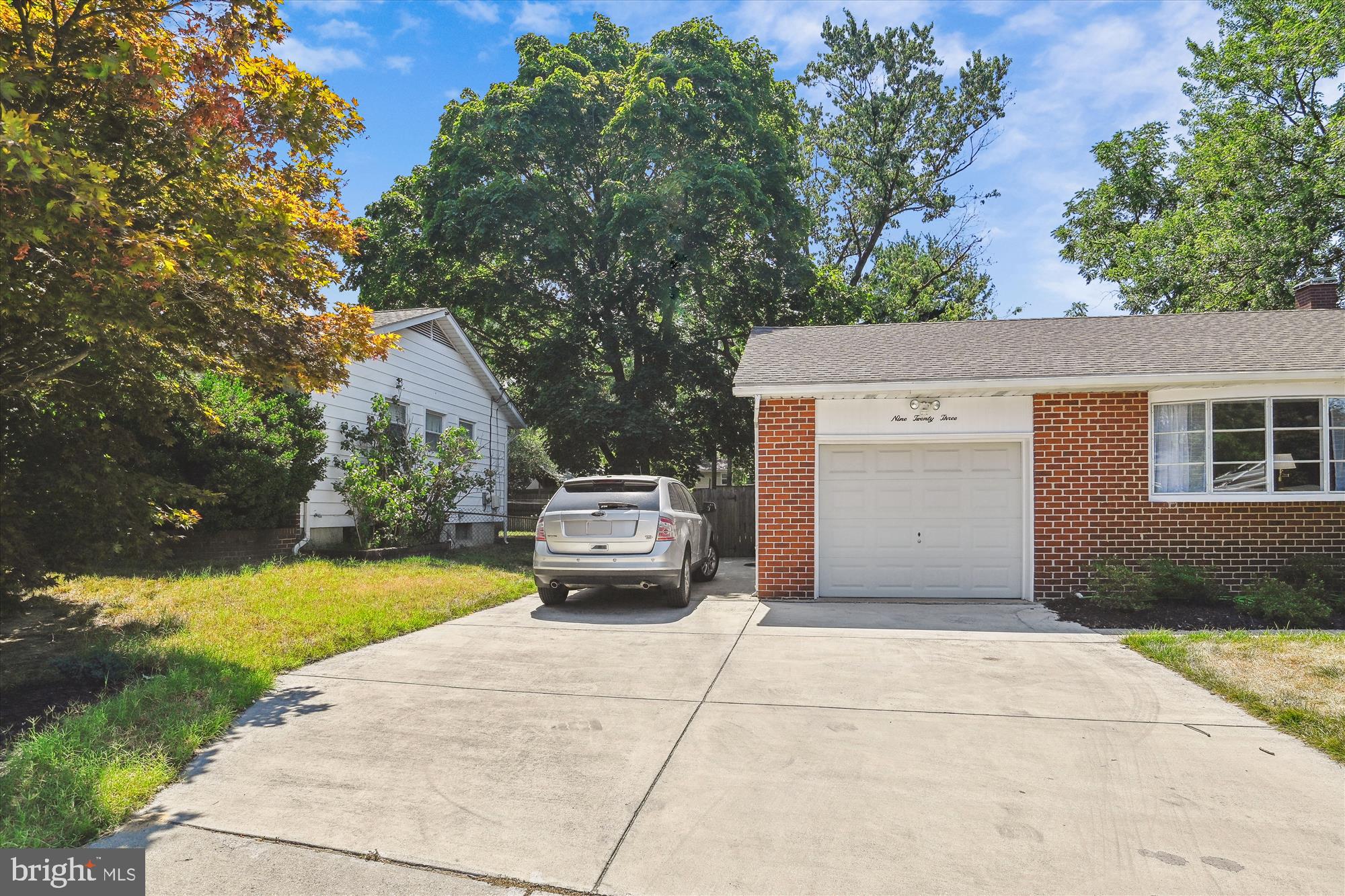 SUBURBIA - Residential