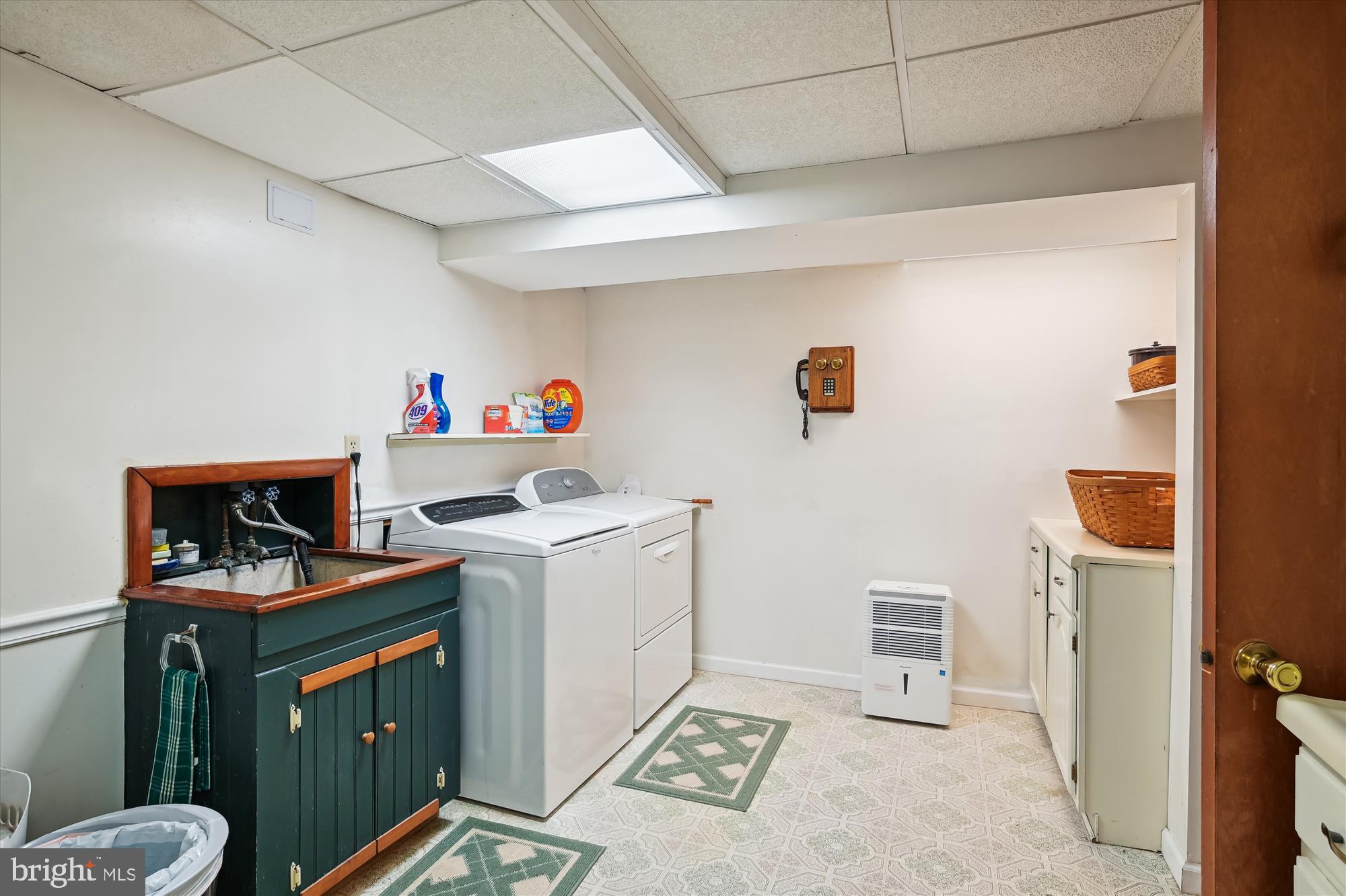 SUBURBIA - Residential