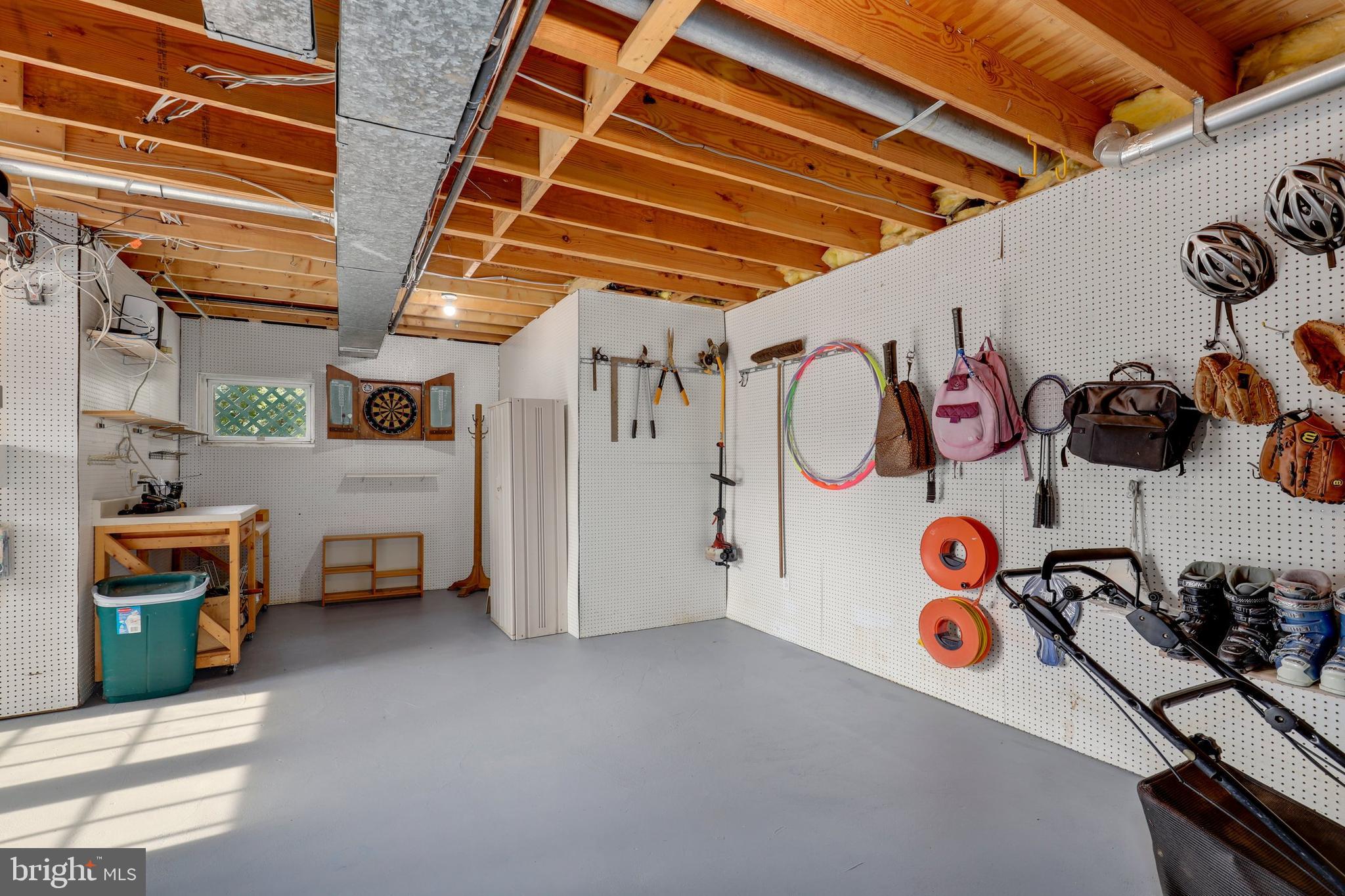 OAK HILL - Residential