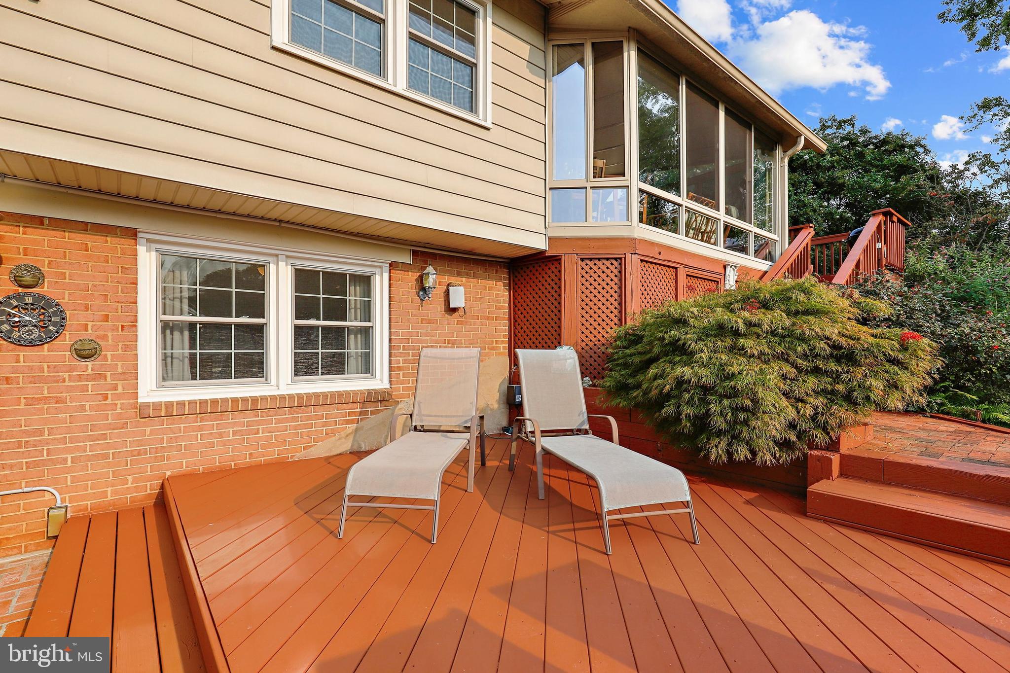 OAK HILL - Residential