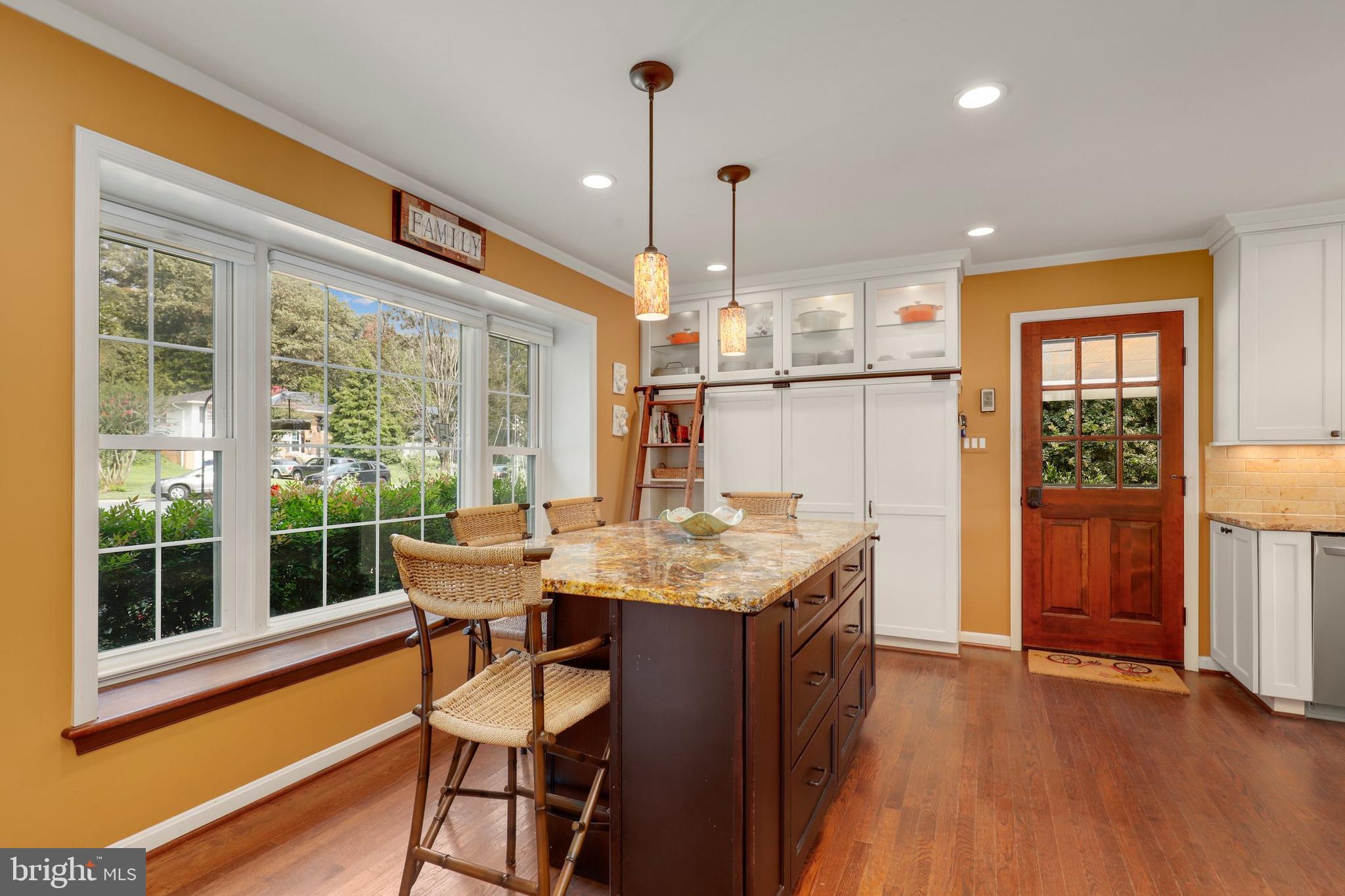 OAK HILL - Residential