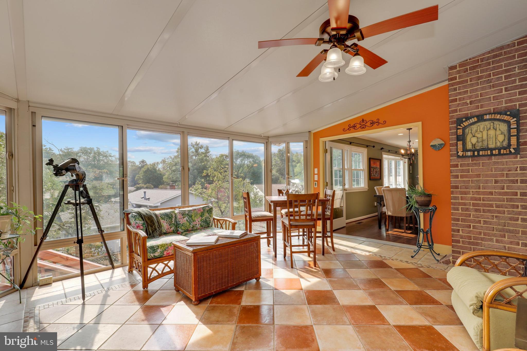 OAK HILL - Residential