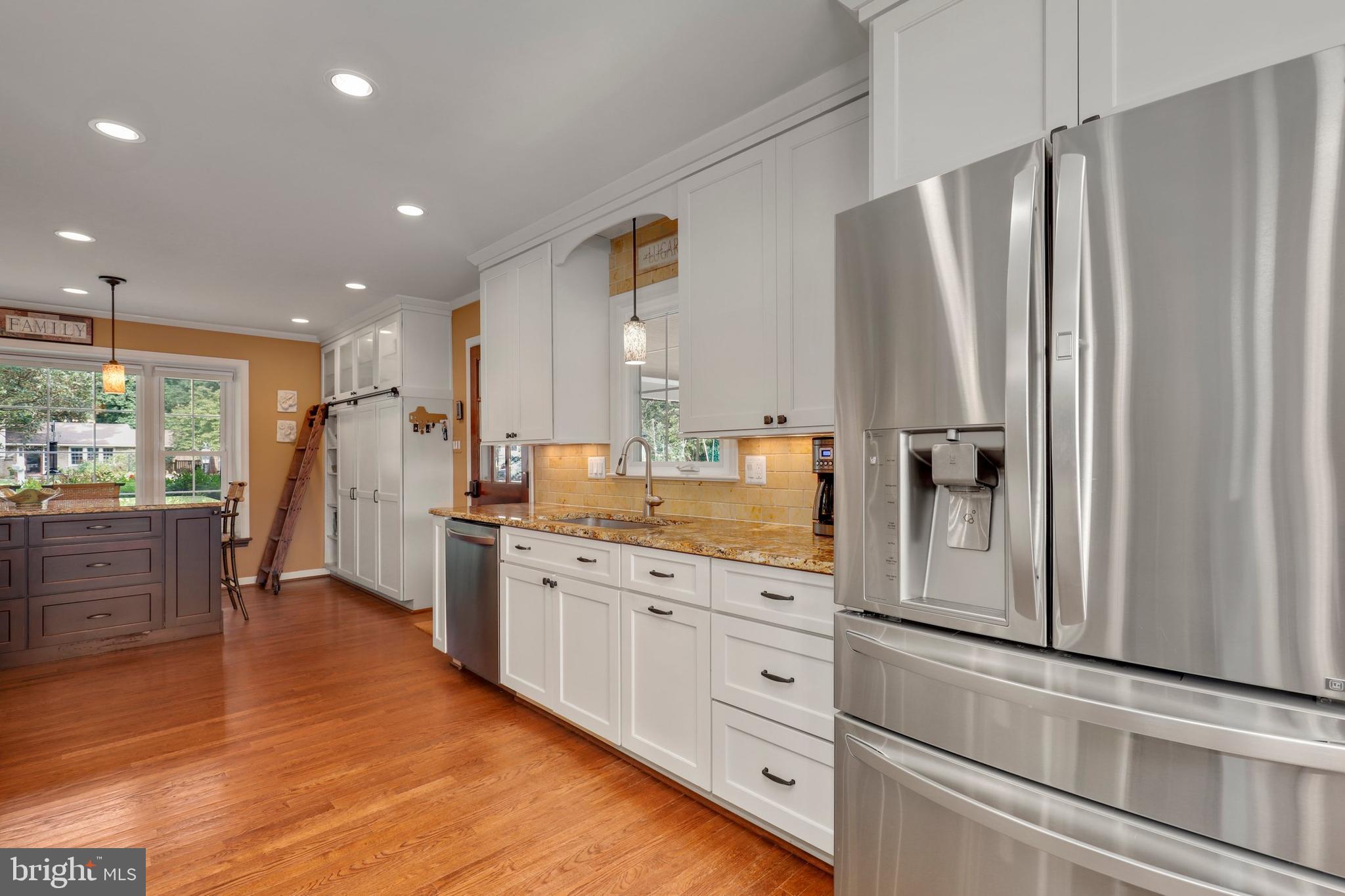 OAK HILL - Residential