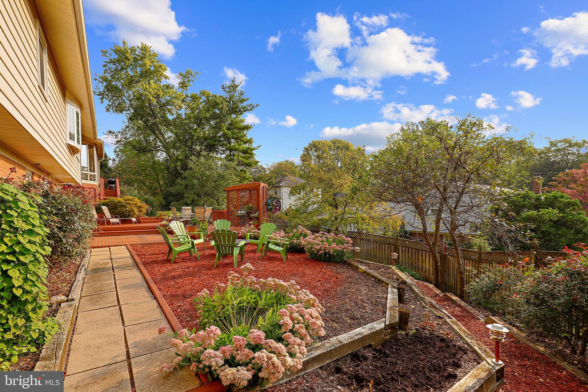 OAK HILL - Residential