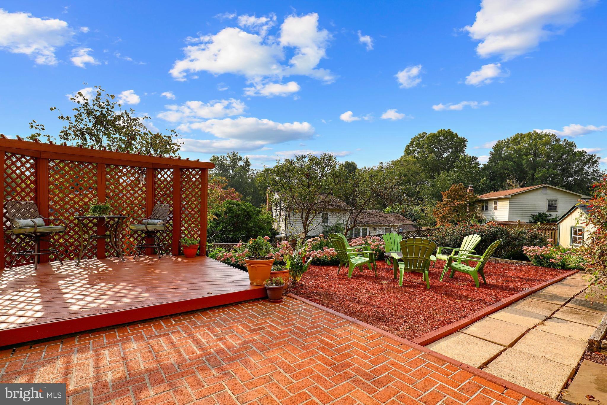 OAK HILL - Residential