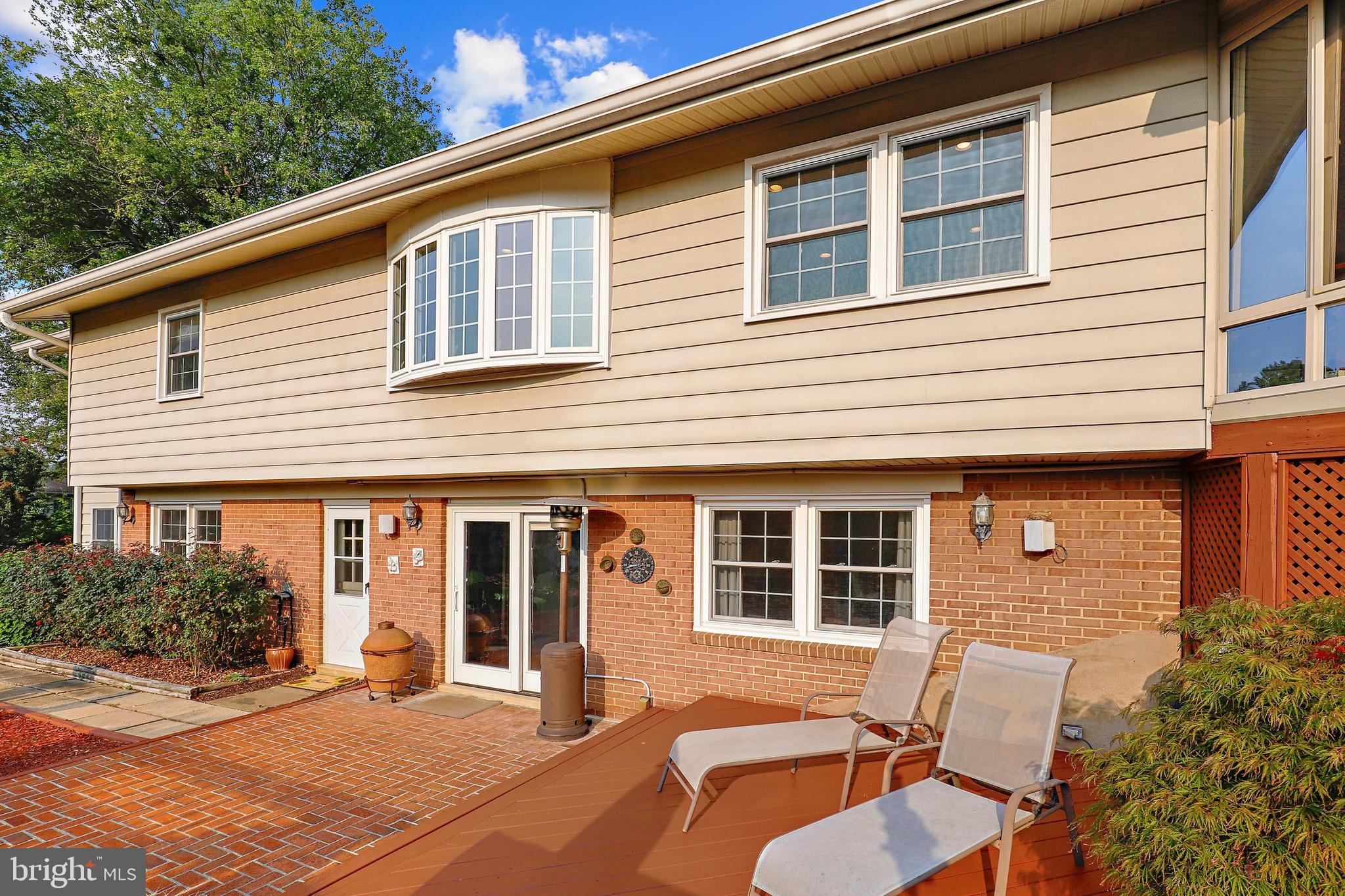 OAK HILL - Residential