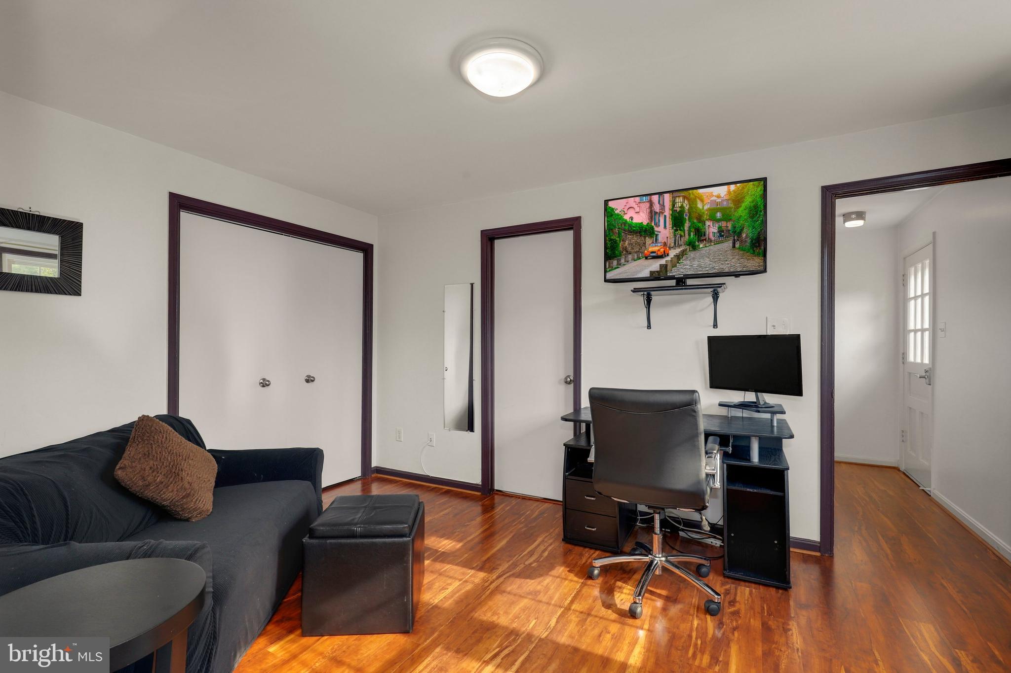 OAK HILL - Residential