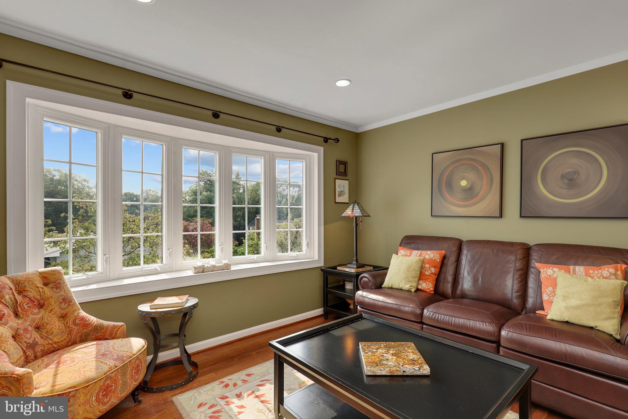 OAK HILL - Residential