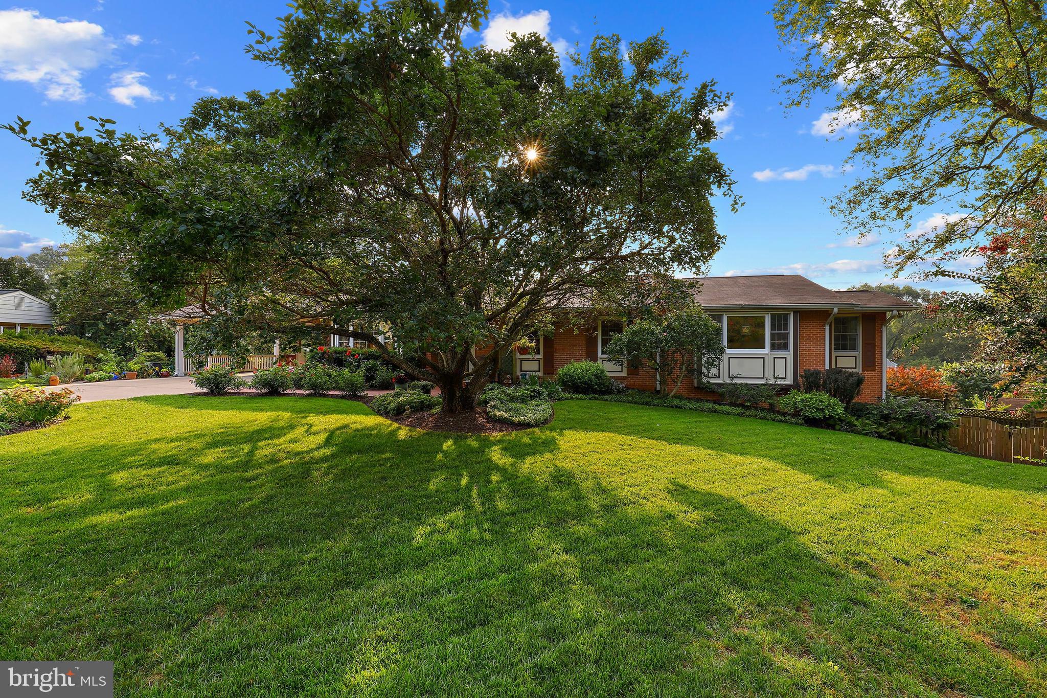 OAK HILL - Residential