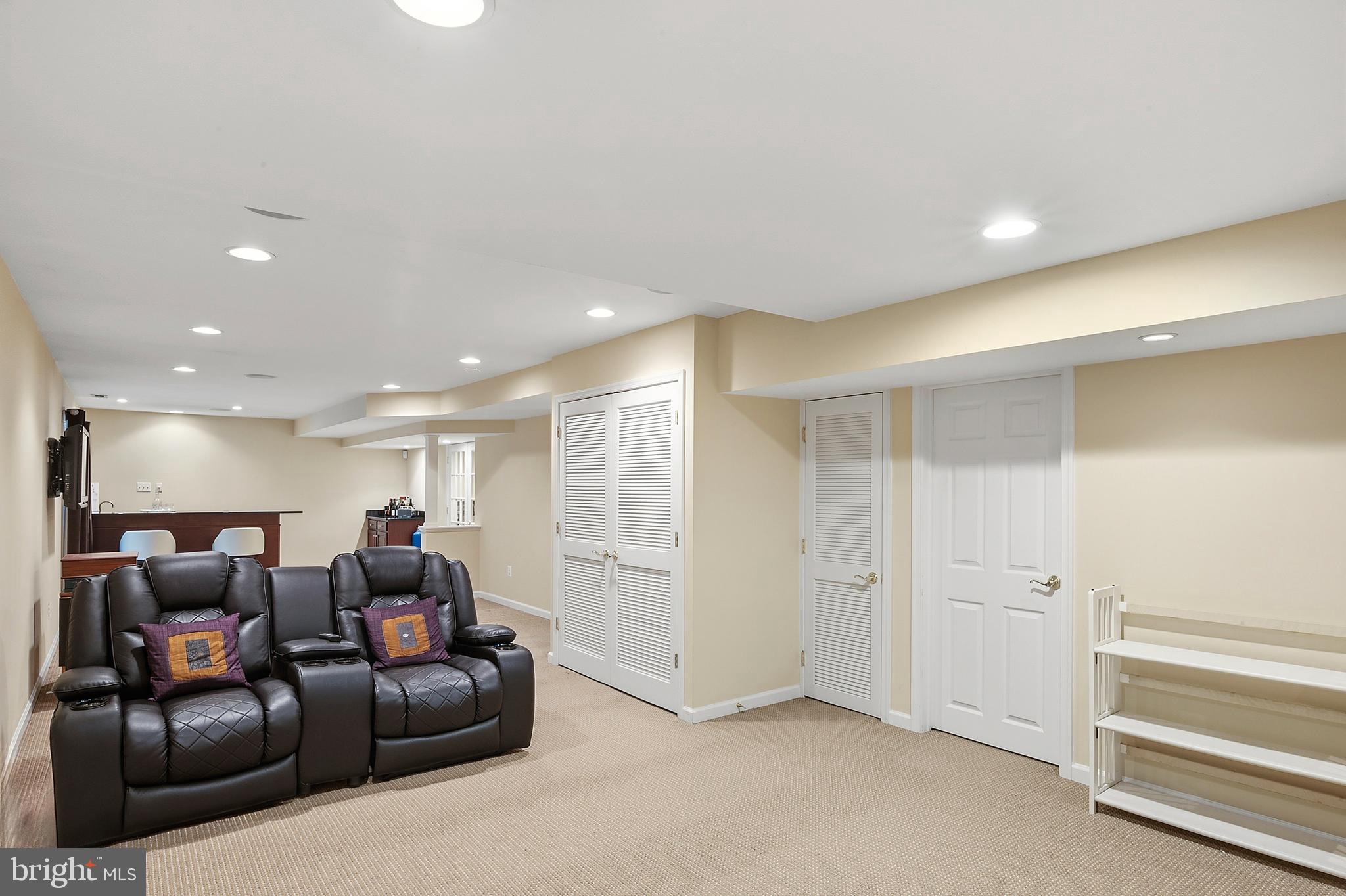 VILLAGE OF HICKORY RIDGE - Residential