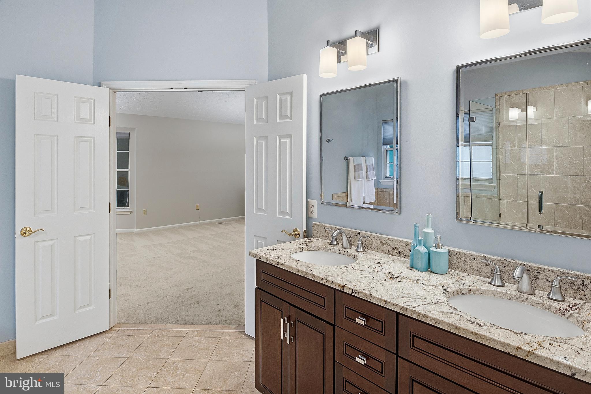 VILLAGE OF HICKORY RIDGE - Residential