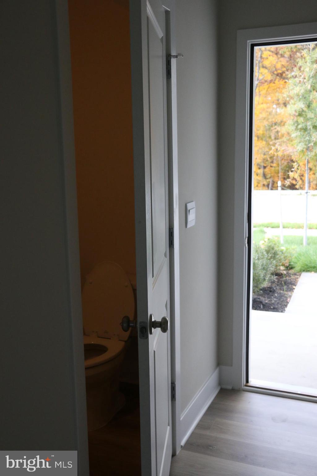 RETREAT AT WINDING CREEK - Residential Lease