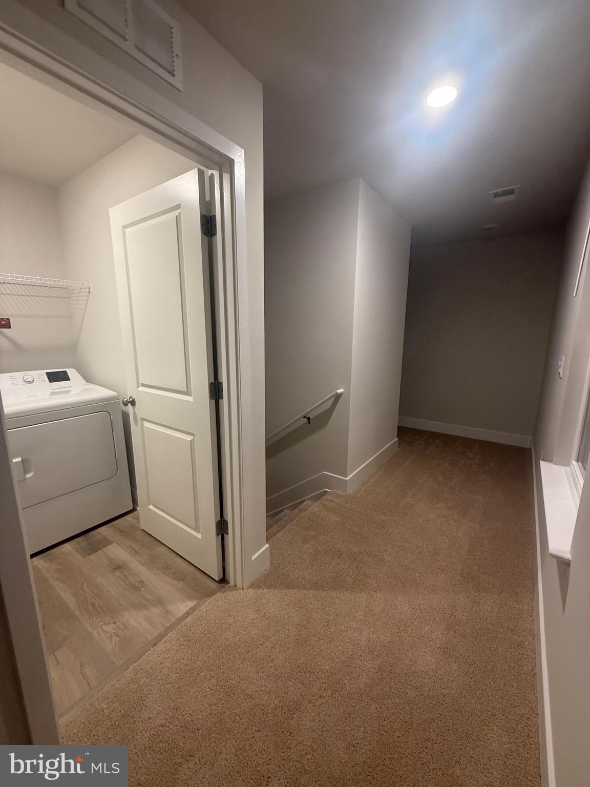 RETREAT AT WINDING CREEK - Residential Lease