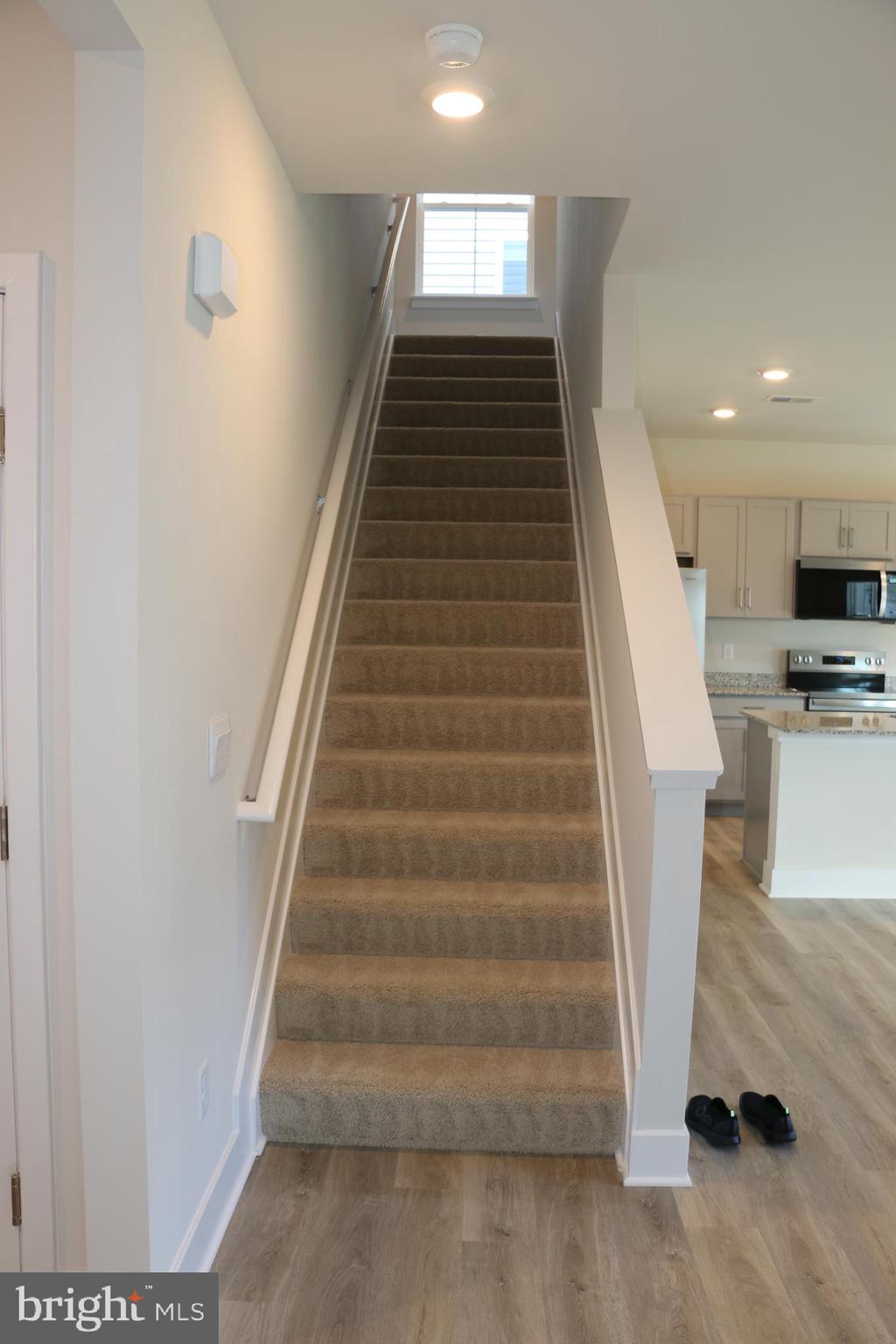 RETREAT AT WINDING CREEK - Residential Lease