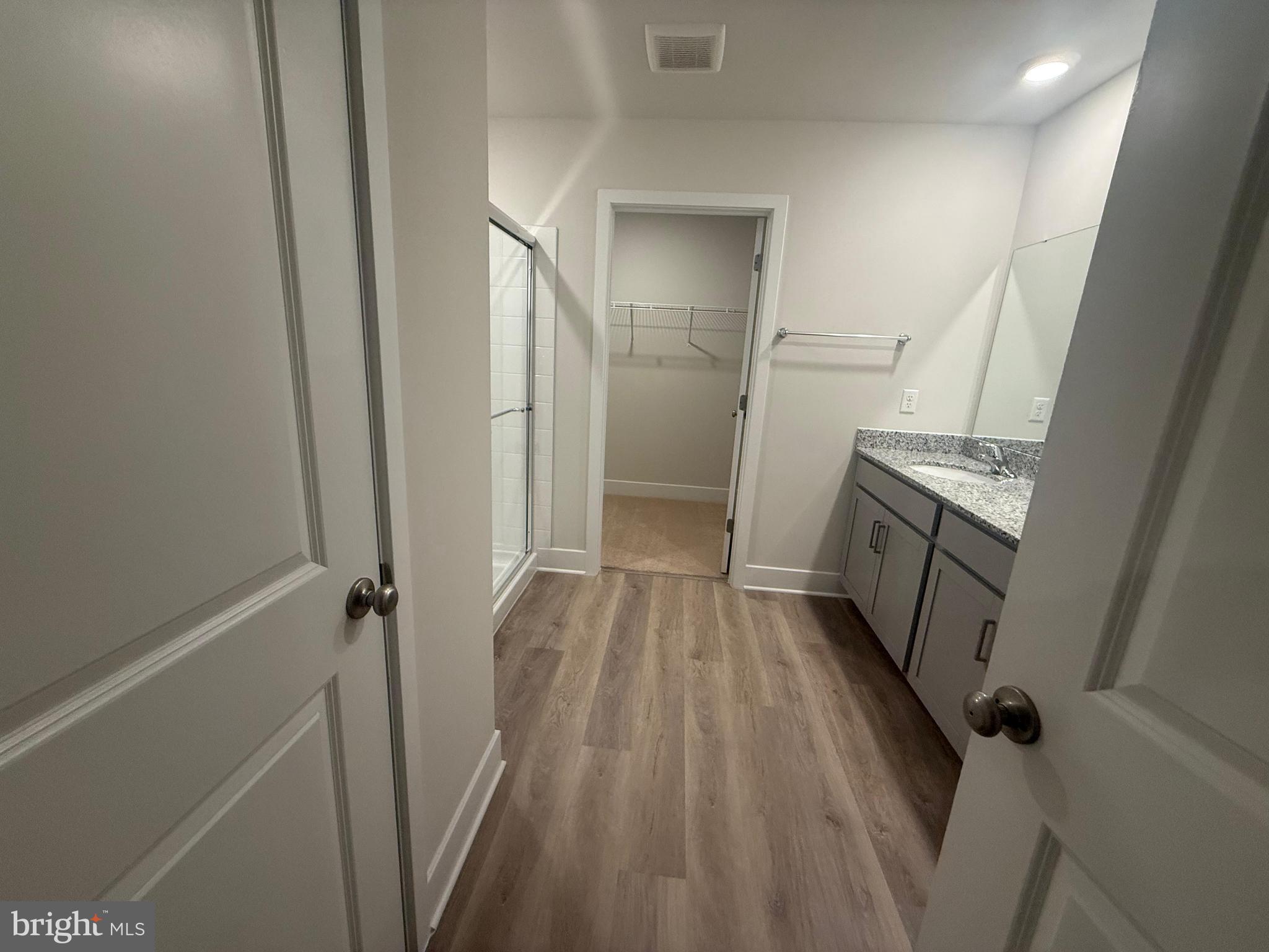 RETREAT AT WINDING CREEK - Residential Lease