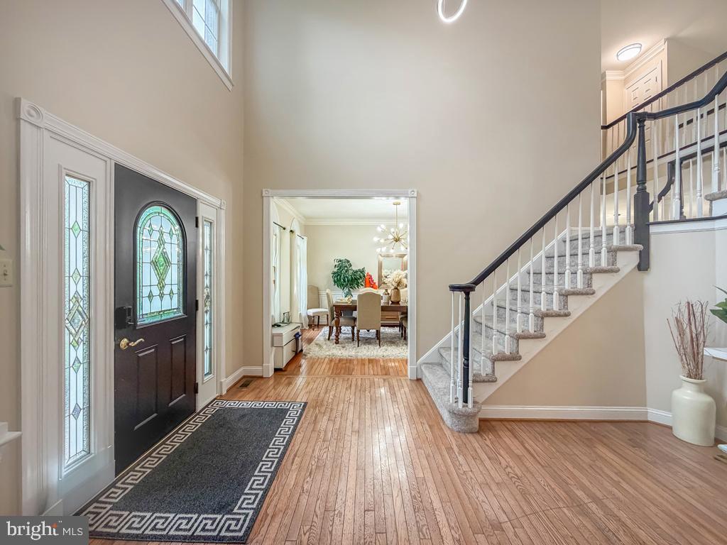 HOLLY MANOR - Residential