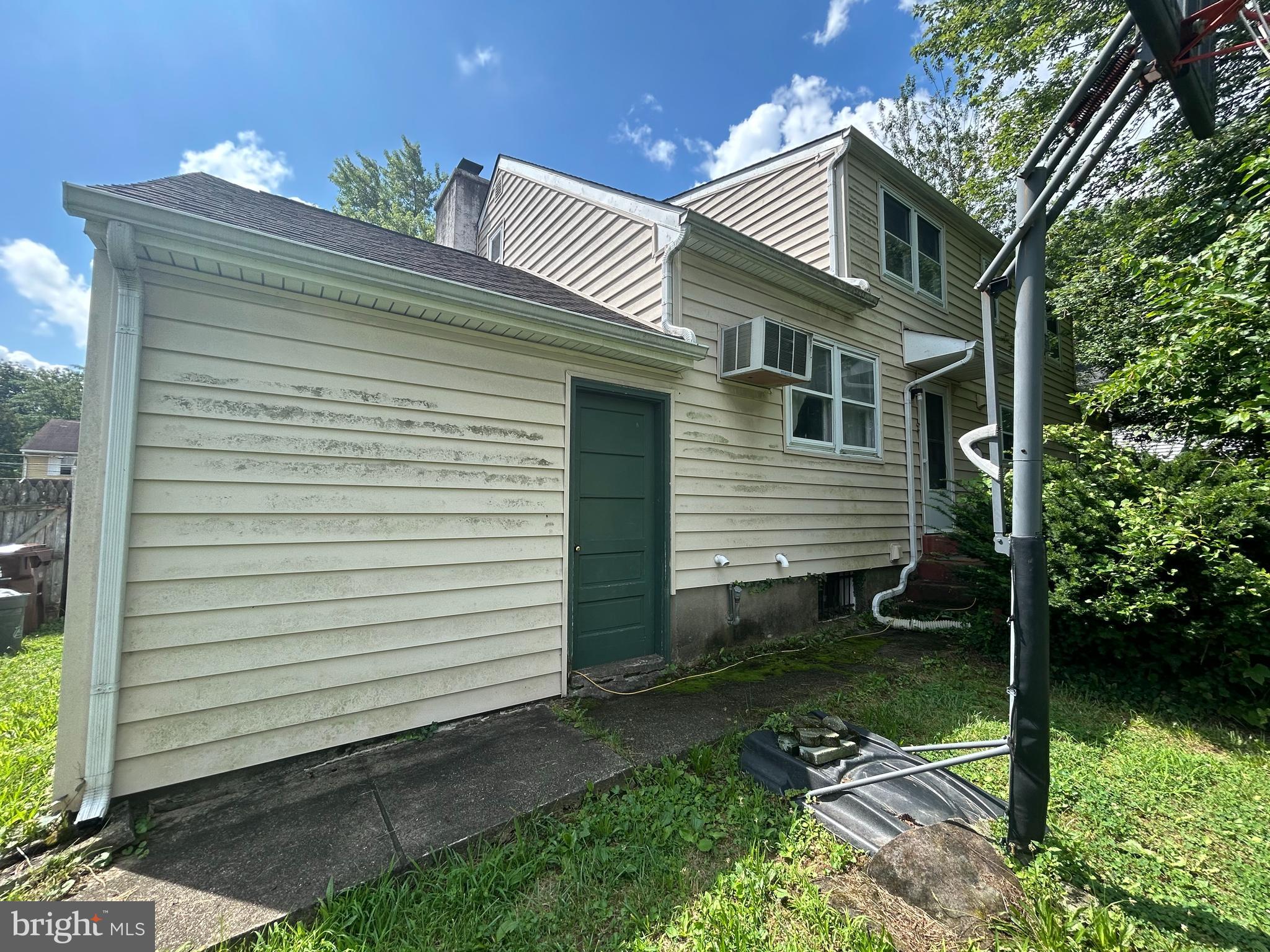 LANSDOWNE - Residential