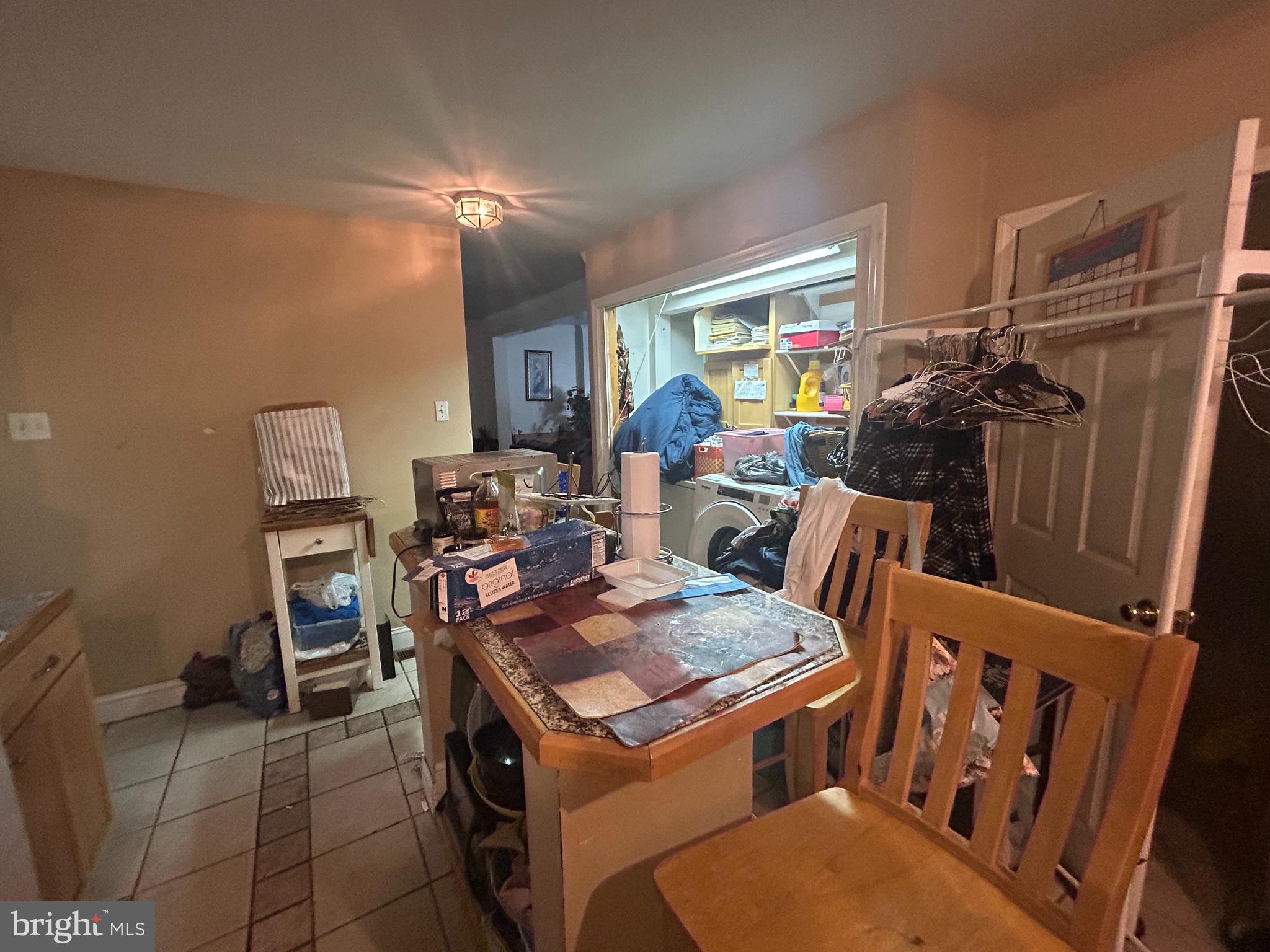 LANSDOWNE - Residential