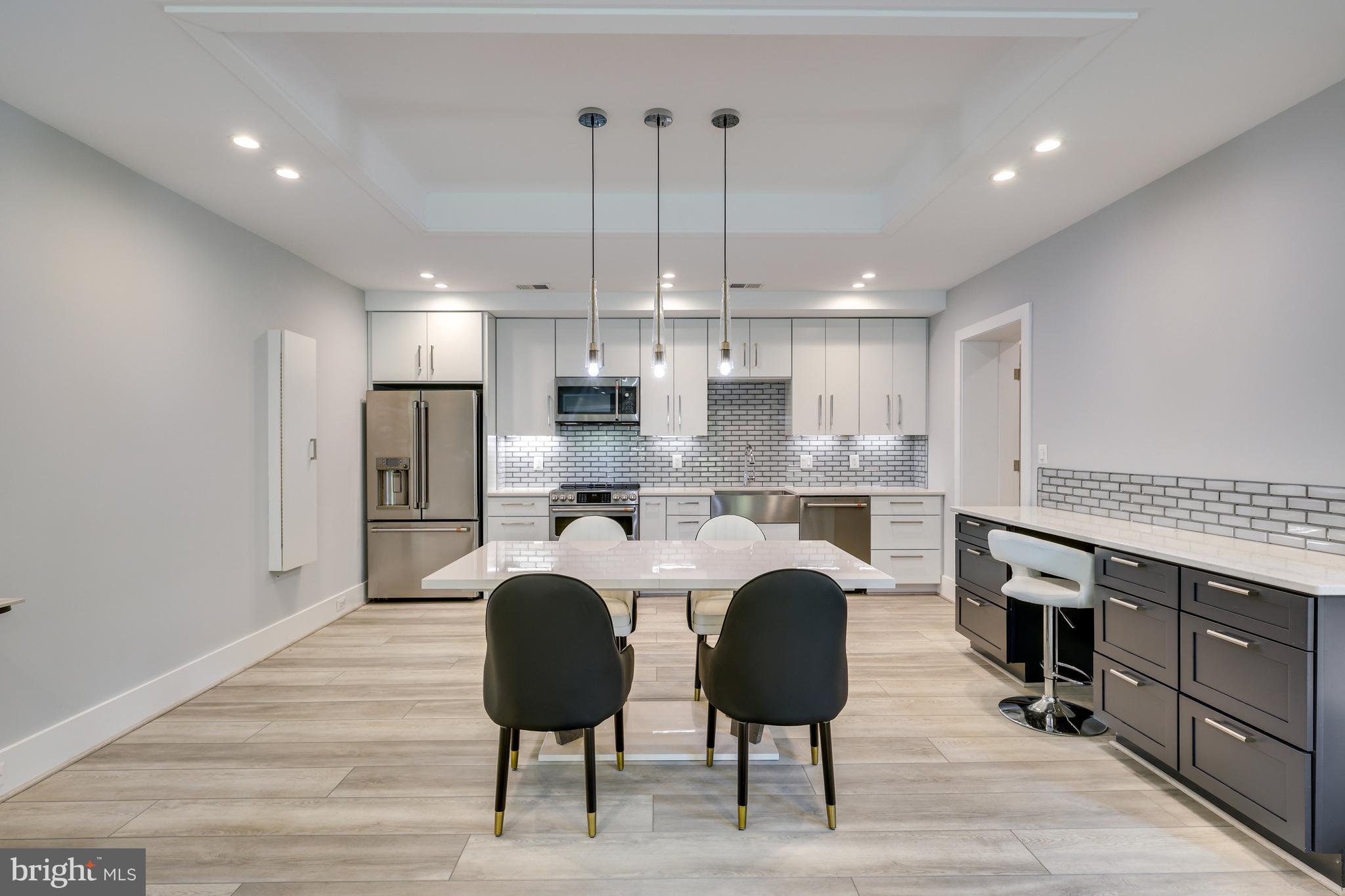 BEAU RIDGE - Residential