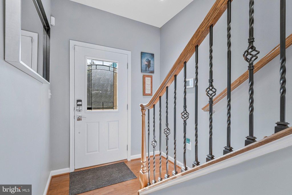 Photo of 24977 Coats Square, ALDIE, VA 20105 (MLS # VALO2119288)
