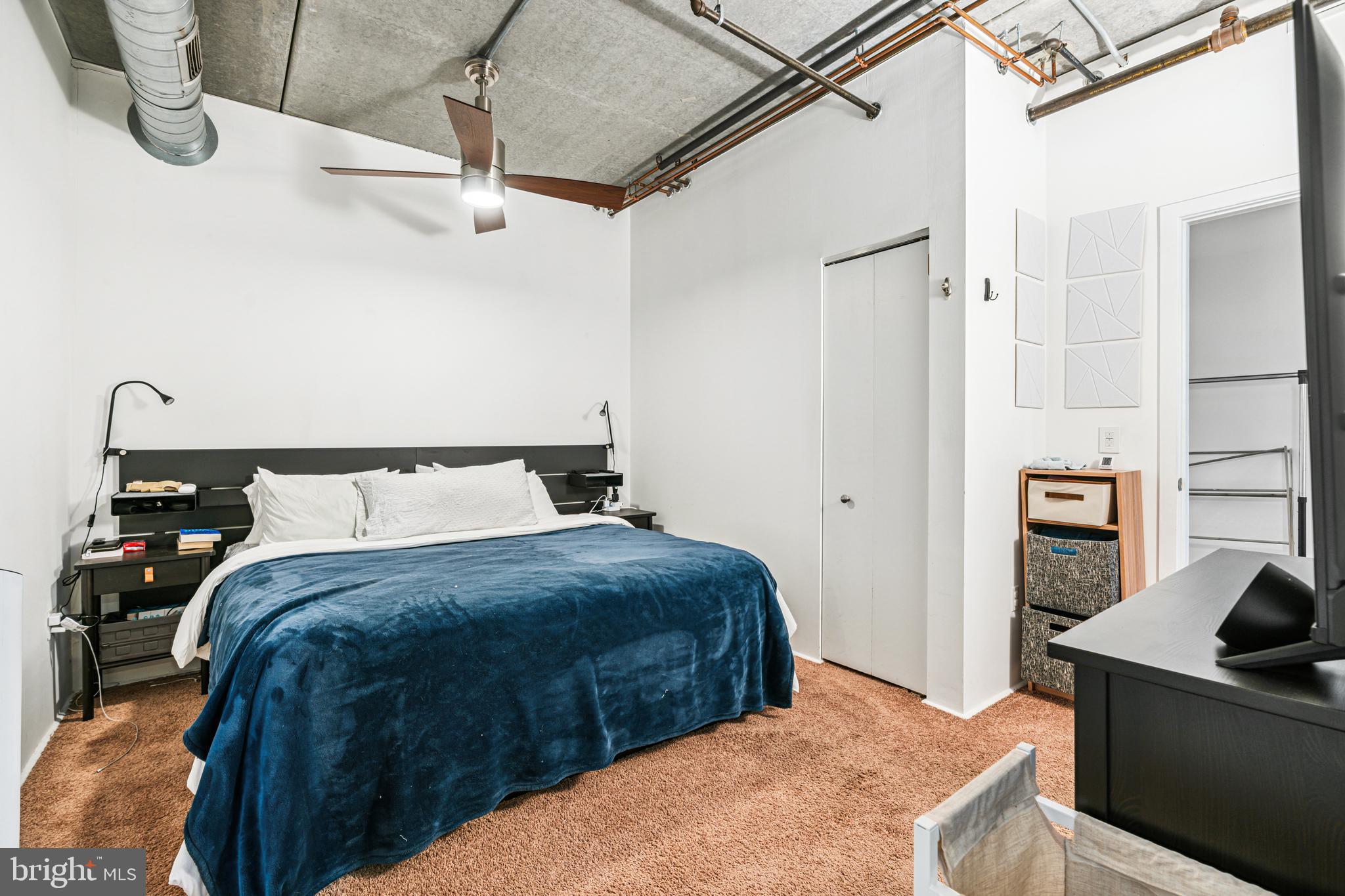 SOUTH STREET - Residential