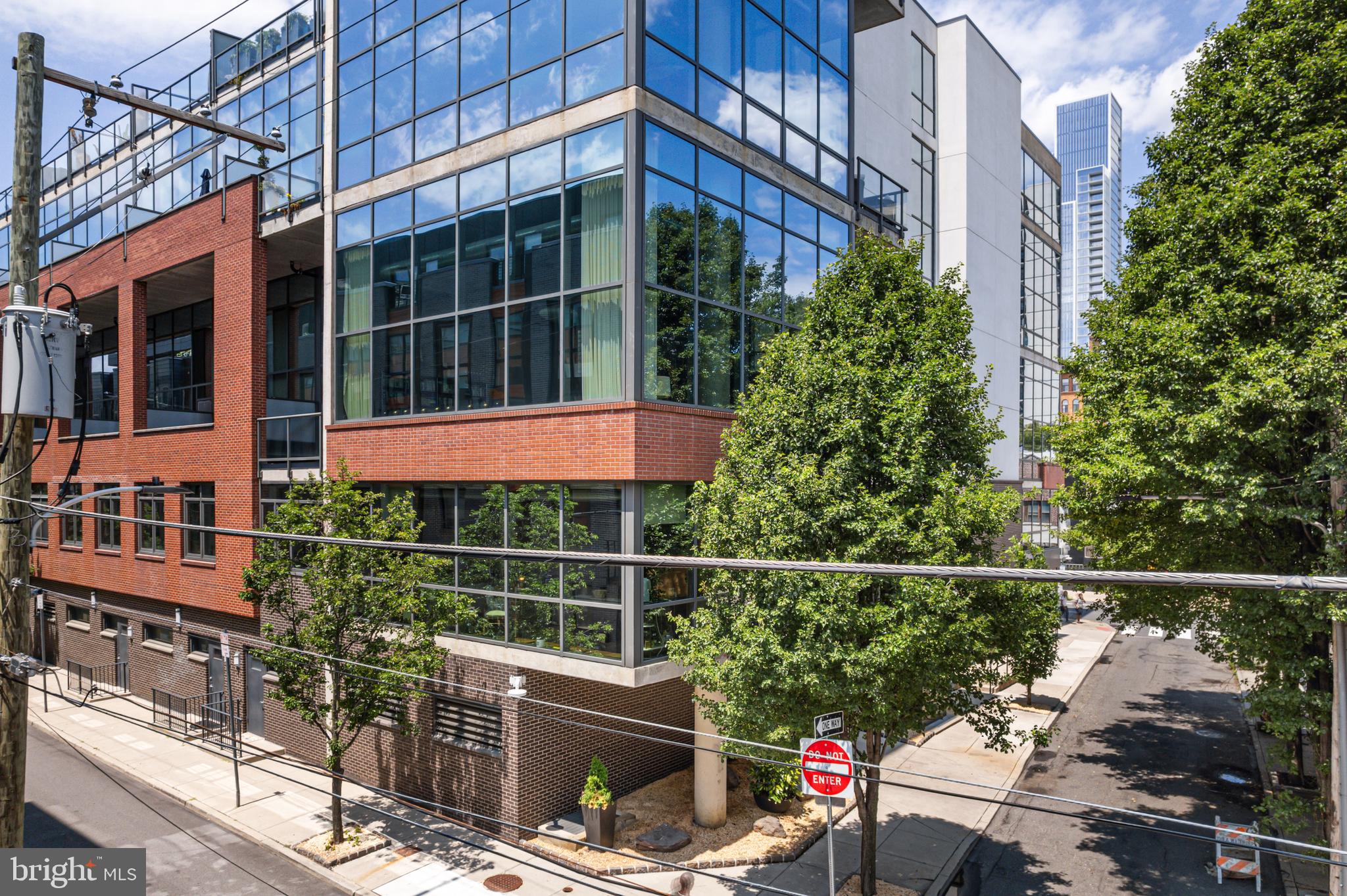 SOUTH STREET - Residential