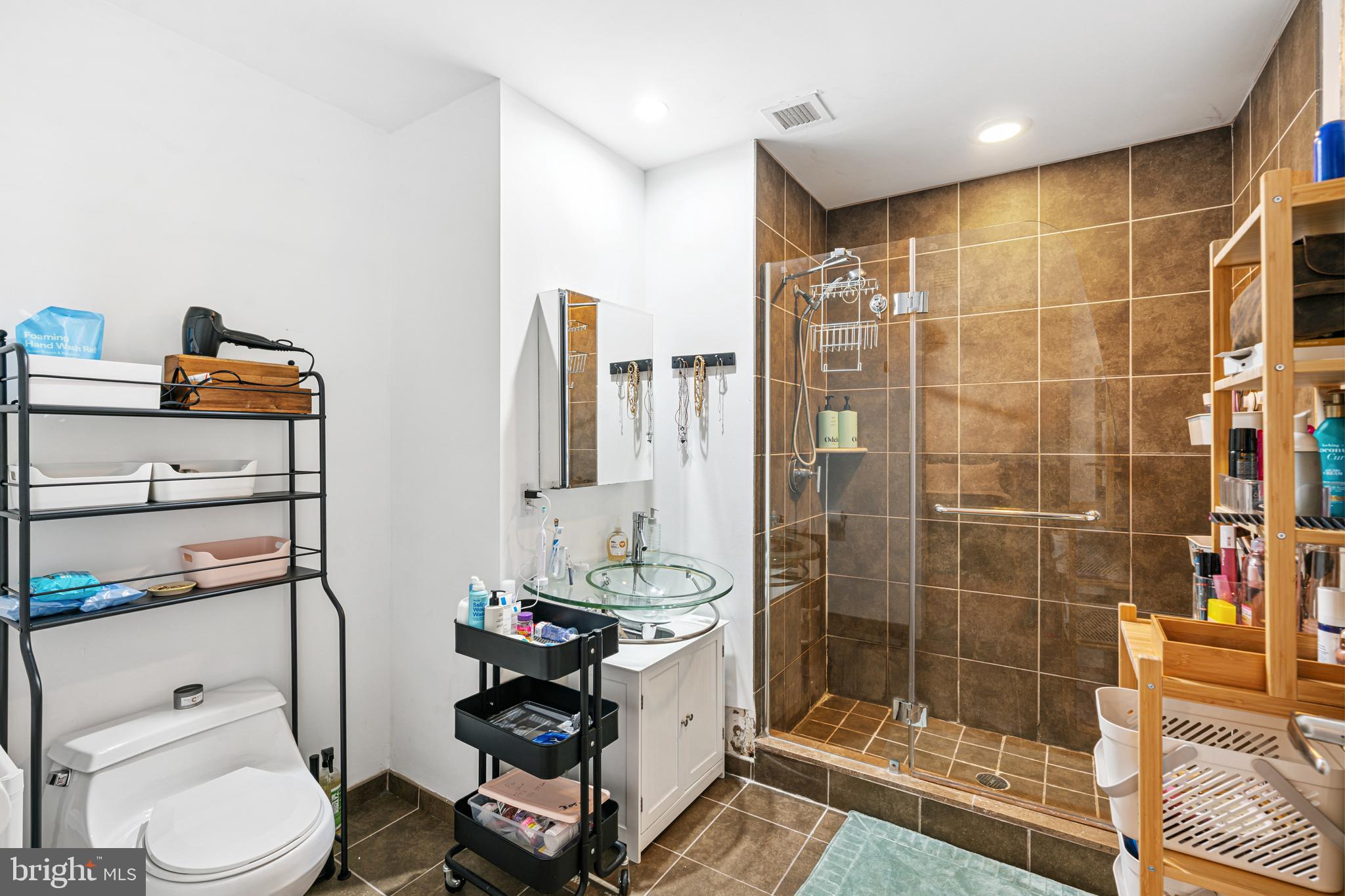 SOUTH STREET - Residential