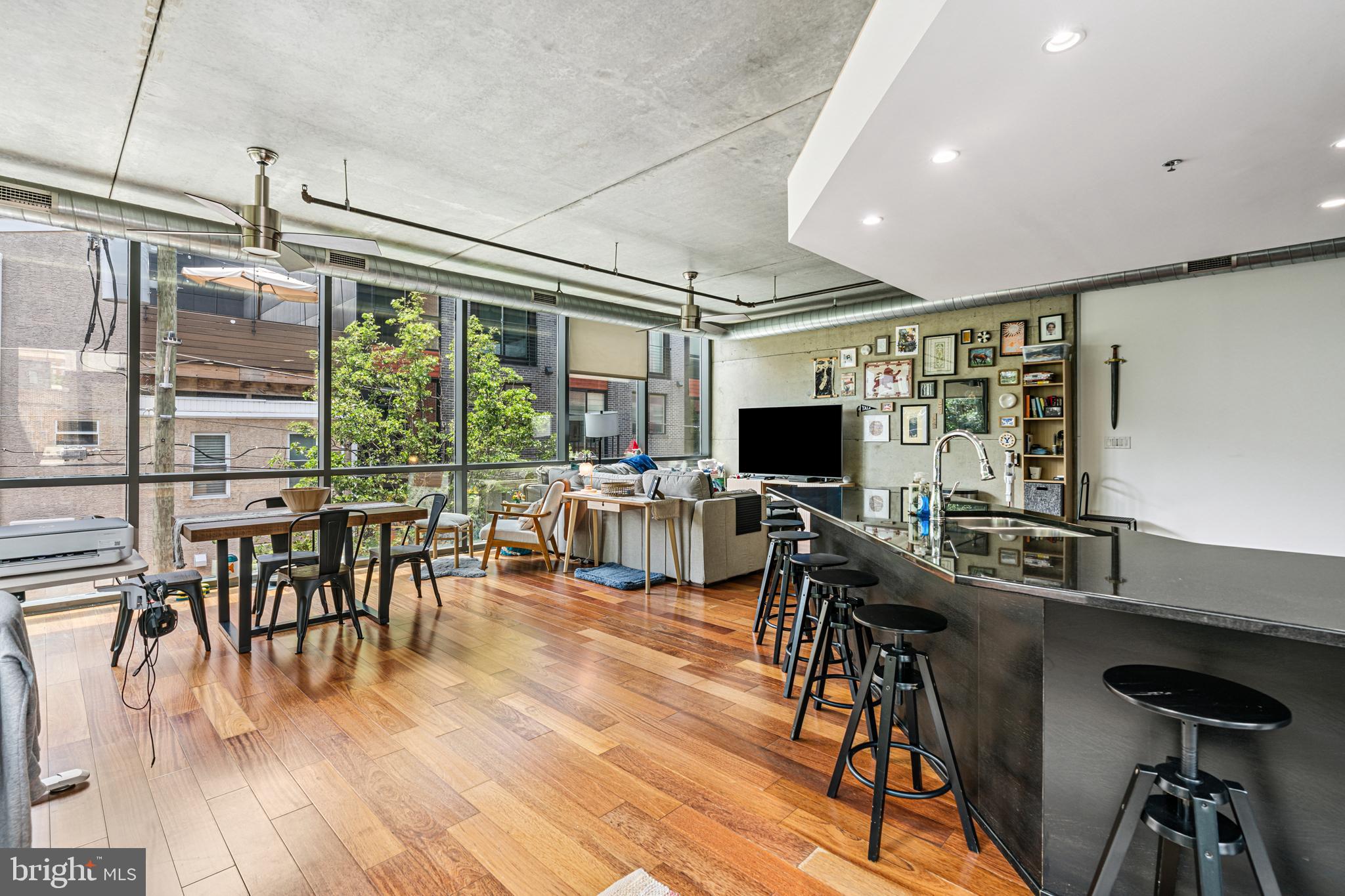 SOUTH STREET - Residential