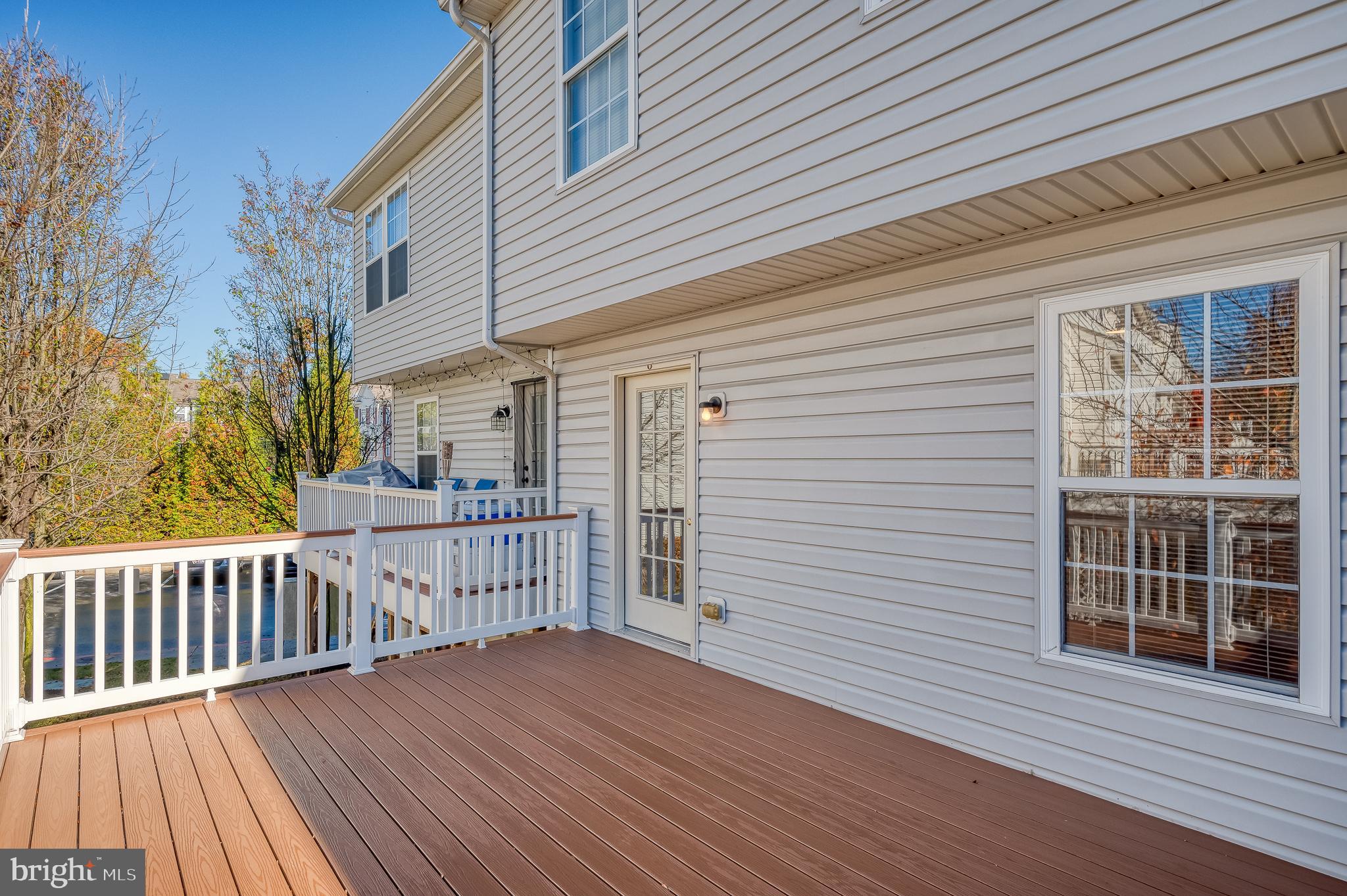 THE OAKS AT WATERS EDGE - Residential Lease