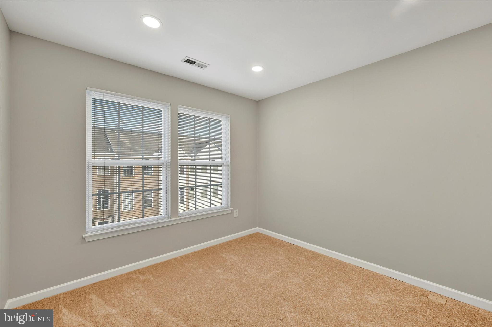 THE OAKS AT WATERS EDGE - Residential Lease