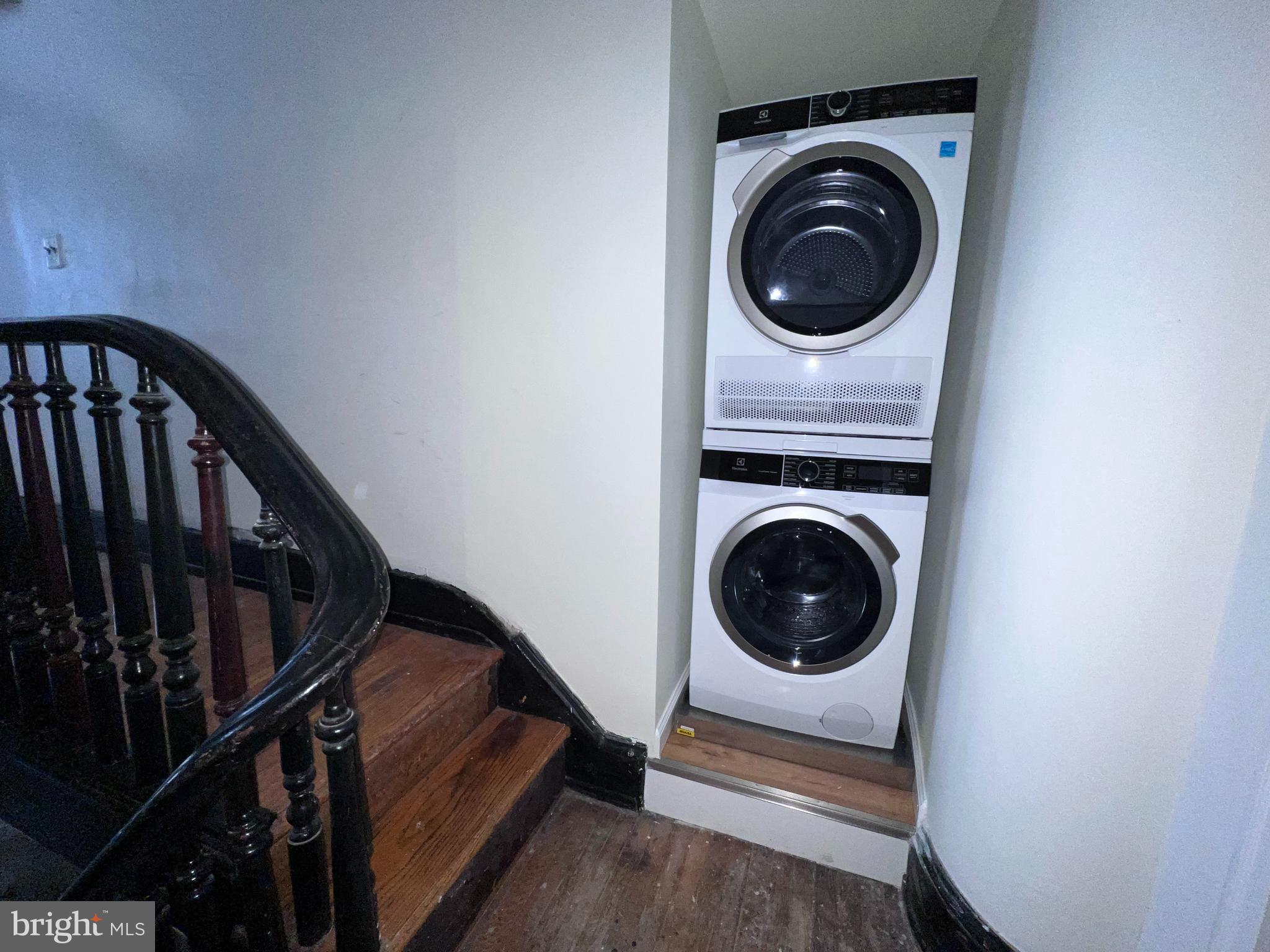 EAST KENSINGTON - Residential Lease